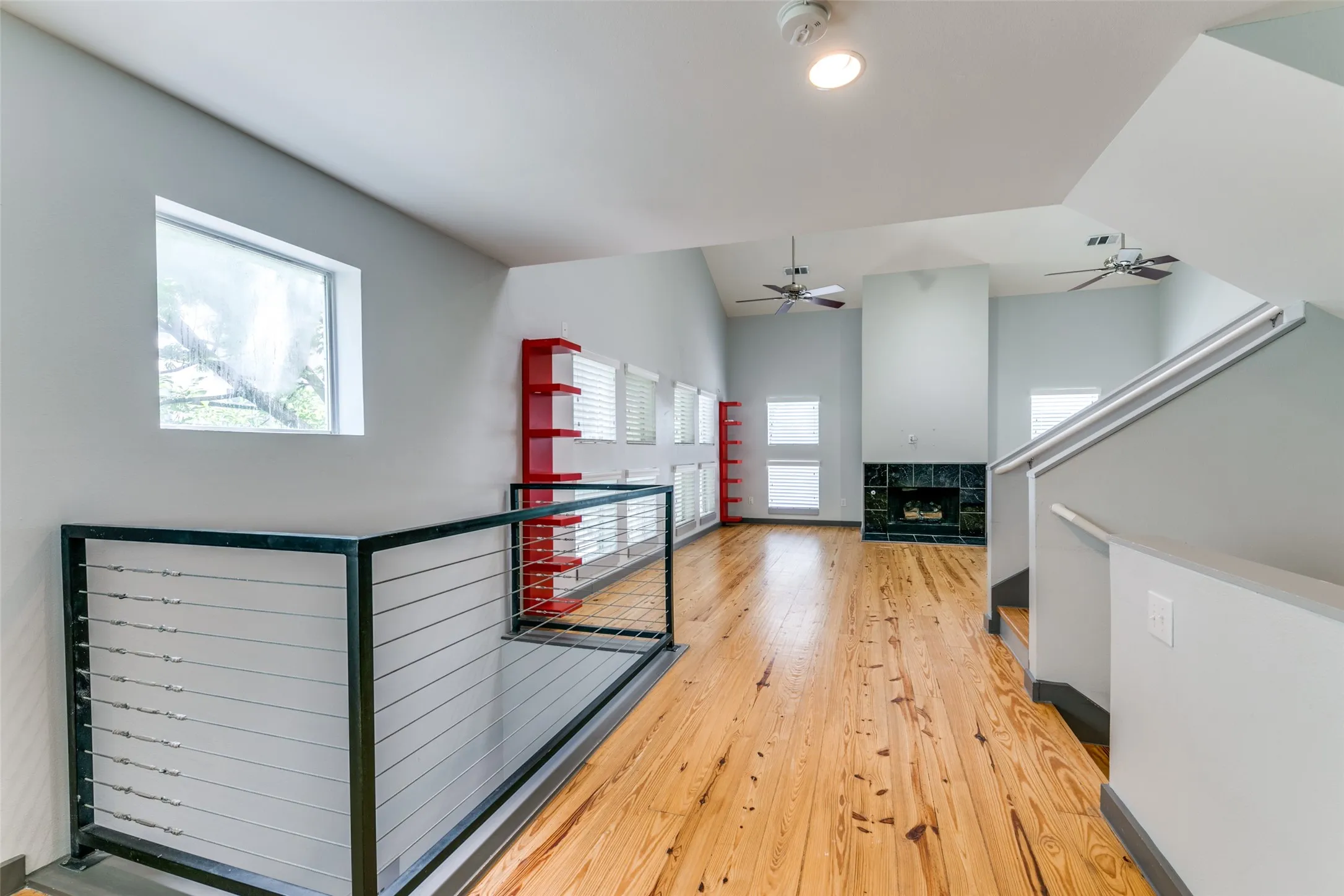 Townhouse For Rent in Dallas County , 3801 San Jacinto Street B, Dallas, Texas 75204, 2 Bedroom, 2 Bathroom, 2 Garage spaces, 1,712 Sqft, built in 2001, mls#21346950, Real Estate Agent in Dallas, Homes For Rent in Dallas county, Homes For Rent in Dallas, Realtor in Dallas Texas, Real Estate Brokerage Independent Realty Texas, Luminita Cordes Realtor