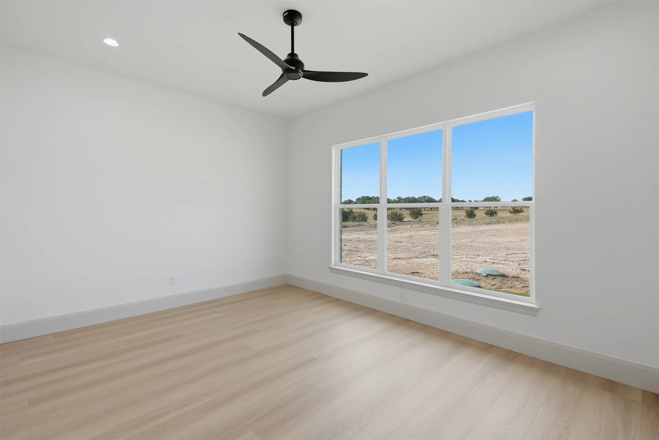 Single Family Residence For Sale in Parker County , 2073 Preserve Trail, Weatherford, Texas 76087, 4 Bedroom, 3 Bathroom, 3 Garage spaces, 2,910 Sqft, built in 2026, mls#21346574, Real Estate Agent in Weatherford, Homes For Sale in Parker county, Homes For Sale in Weatherford, Realtor in Weatherford Texas, Real Estate Brokerage Independent Realty Texas, Luminita Cordes Realtor