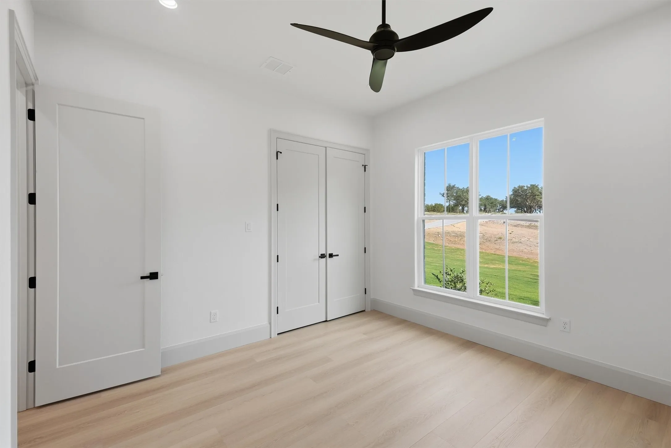 Single Family Residence For Sale in Parker County , 2073 Preserve Trail, Weatherford, Texas 76087, 4 Bedroom, 3 Bathroom, 3 Garage spaces, 2,910 Sqft, built in 2026, mls#21346574, Real Estate Agent in Weatherford, Homes For Sale in Parker county, Homes For Sale in Weatherford, Realtor in Weatherford Texas, Real Estate Brokerage Independent Realty Texas, Luminita Cordes Realtor