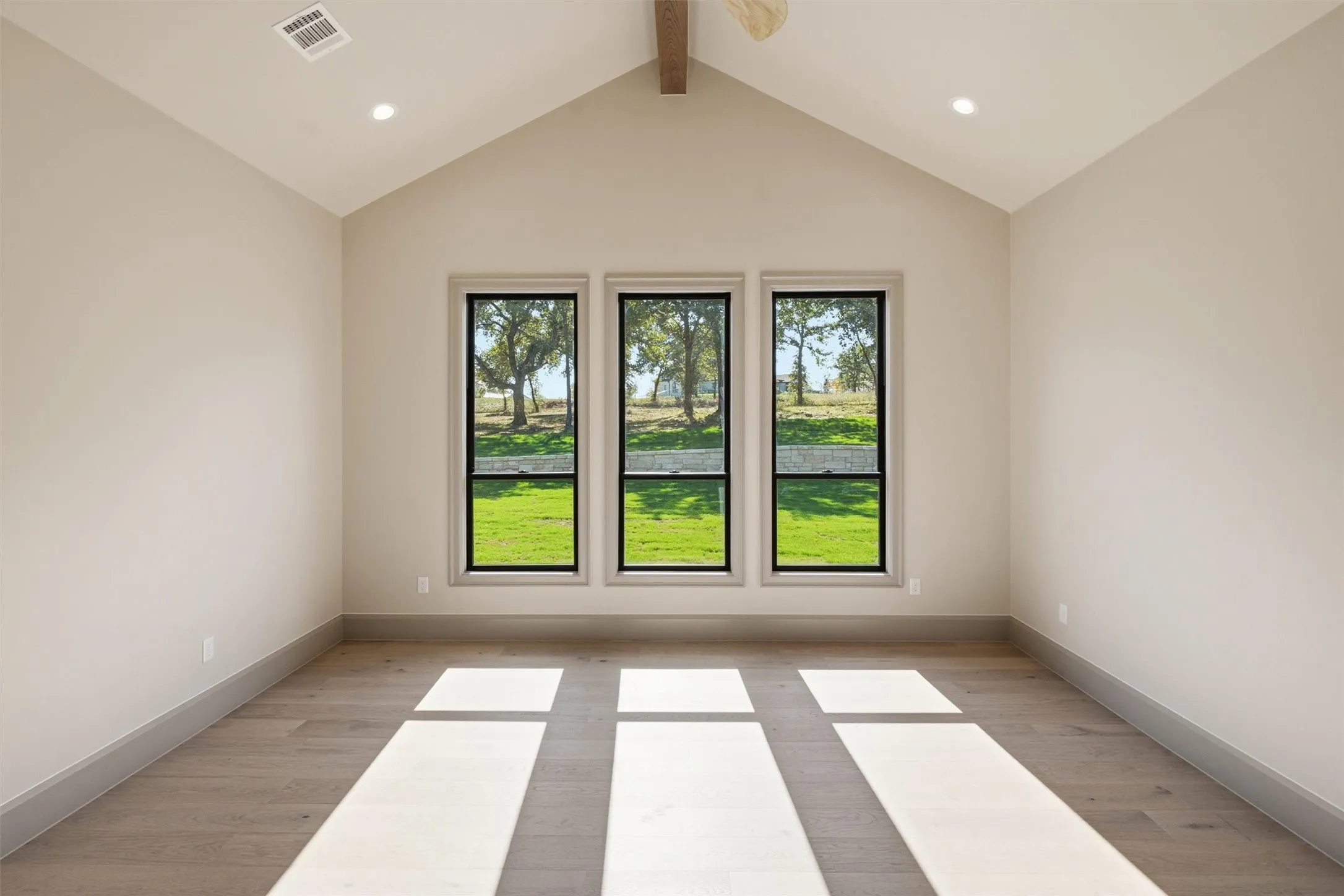 Single Family Residence For Sale in Parker County , 519 Royal Santana Run, Weatherford, Texas 76087, 5 Bedroom, 5 Bathroom, 3 Garage spaces, 4,720 Sqft, built in 2026, mls#21346294, Real Estate Agent in Weatherford, Homes For Sale in Parker county, Homes For Sale in Weatherford, Realtor in Weatherford Texas, Real Estate Brokerage Independent Realty Texas, Luminita Cordes Realtor