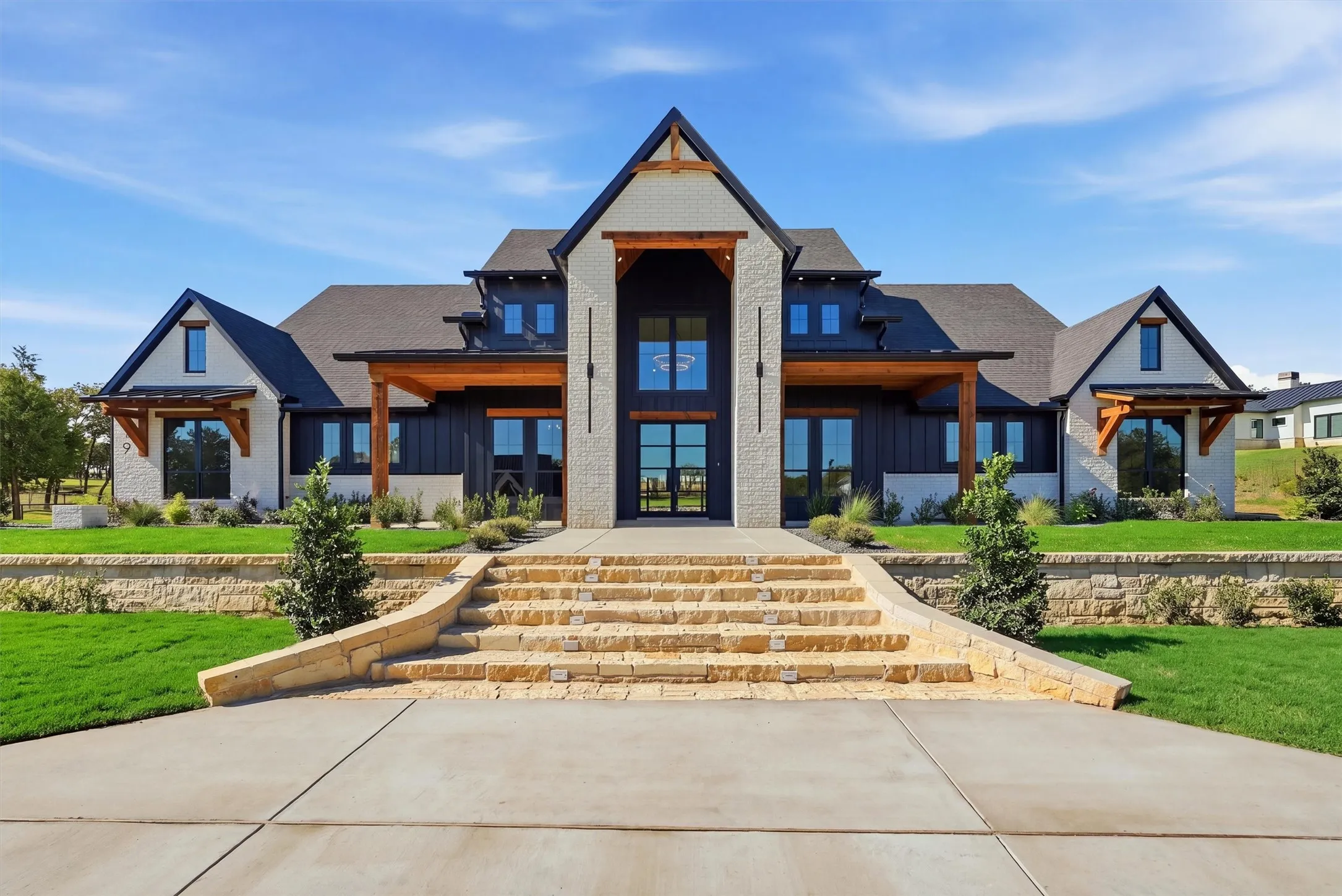 Single Family Residence For Sale in Parker County , 519 Royal Santana Run, Weatherford, Texas 76087, 5 Bedroom, 5 Bathroom, 3 Garage spaces, 4,720 Sqft, built in 2026, mls#21346294, Real Estate Agent in Weatherford, Homes For Sale in Parker county, Homes For Sale in Weatherford, Realtor in Weatherford Texas, Real Estate Brokerage Independent Realty Texas, Luminita Cordes Realtor