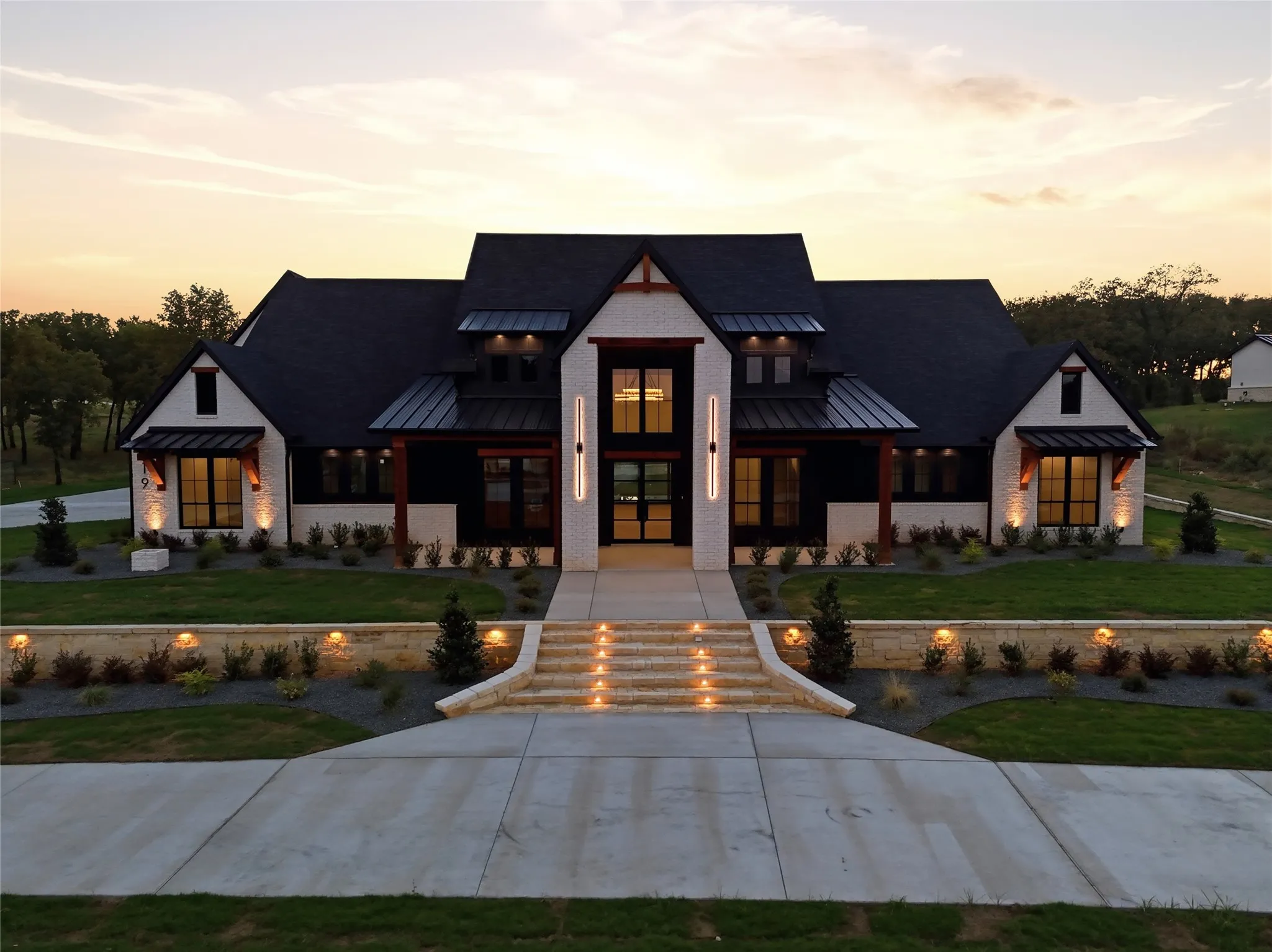 Single Family Residence For Sale in Parker County , 519 Royal Santana Run, Weatherford, Texas 76087, 5 Bedroom, 5 Bathroom, 3 Garage spaces, 4,720 Sqft, built in 2026, mls#21346294, Real Estate Agent in Weatherford, Homes For Sale in Parker county, Homes For Sale in Weatherford, Realtor in Weatherford Texas, Real Estate Brokerage Independent Realty Texas, Luminita Cordes Realtor