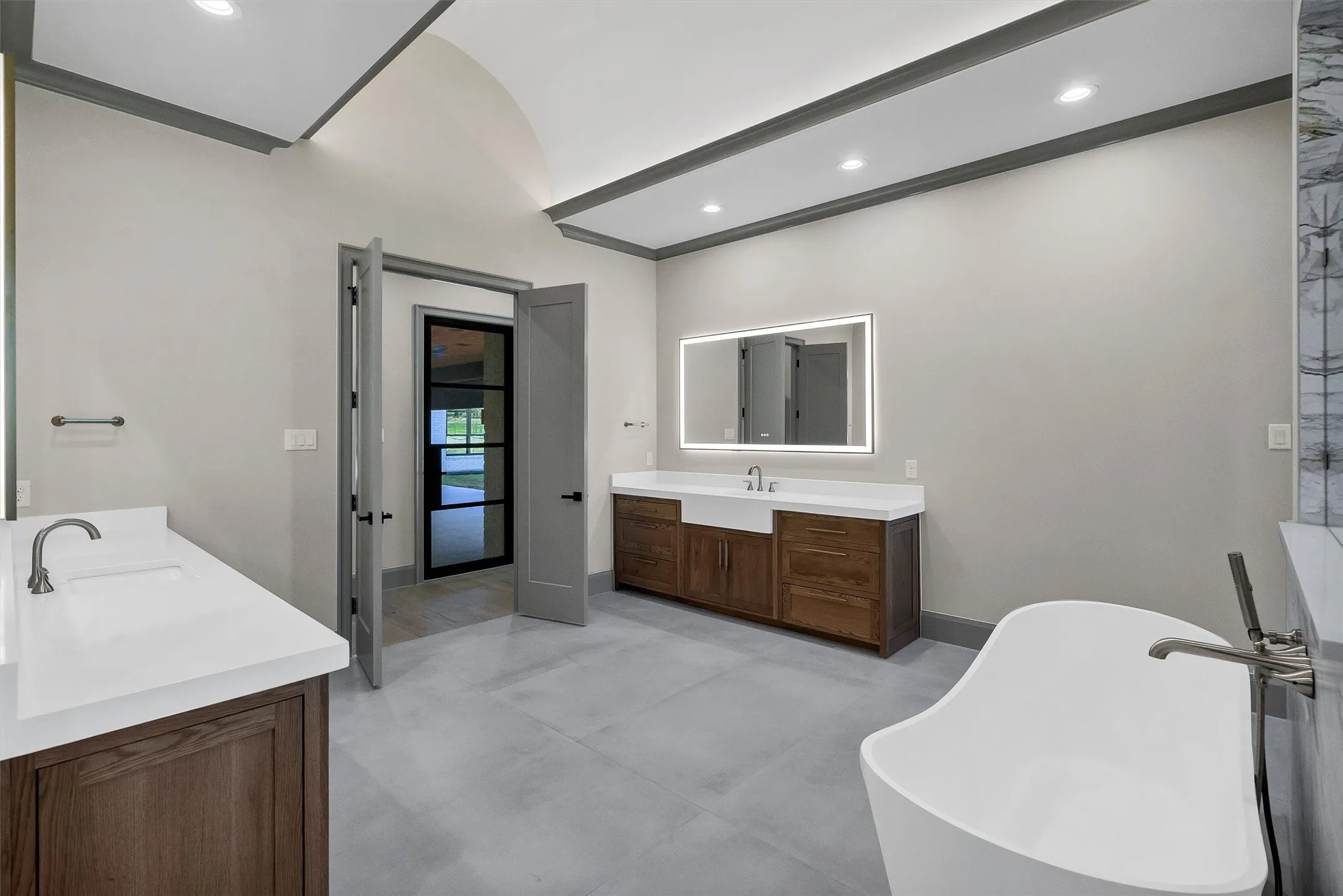 Single Family Residence For Sale in Parker County , 519 Royal Santana Run, Weatherford, Texas 76087, 5 Bedroom, 5 Bathroom, 3 Garage spaces, 4,720 Sqft, built in 2026, mls#21346294, Real Estate Agent in Weatherford, Homes For Sale in Parker county, Homes For Sale in Weatherford, Realtor in Weatherford Texas, Real Estate Brokerage Independent Realty Texas, Luminita Cordes Realtor