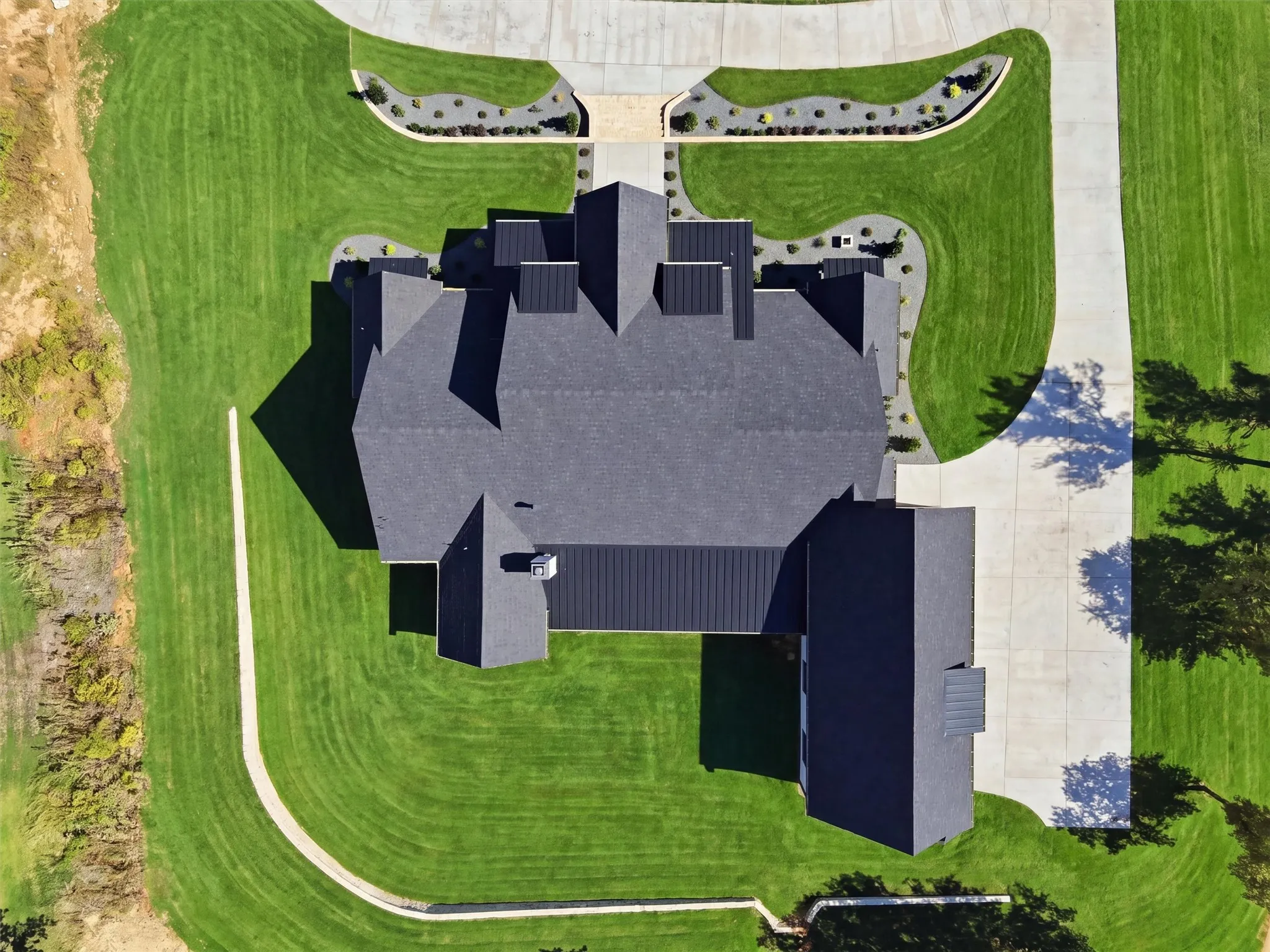 Single Family Residence For Sale in Parker County , 519 Royal Santana Run, Weatherford, Texas 76087, 5 Bedroom, 5 Bathroom, 3 Garage spaces, 4,720 Sqft, built in 2026, mls#21346294, Real Estate Agent in Weatherford, Homes For Sale in Parker county, Homes For Sale in Weatherford, Realtor in Weatherford Texas, Real Estate Brokerage Independent Realty Texas, Luminita Cordes Realtor