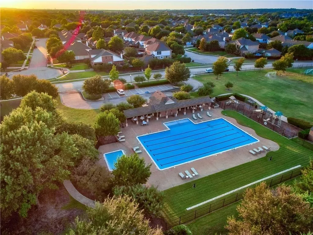 Single Family Residence For Sale in Tarrant County , 2104 Watercrest Court, Keller, Texas 76248, 5 Bedroom, 4 Bathroom, 2 Garage spaces, 3,252 Sqft, built in 2000, mls#21338341, Real Estate Agent in Keller, Homes For Sale in Tarrant county, Homes For Sale in Keller, Realtor in Keller Texas, Real Estate Brokerage Independent Realty Texas, Luminita Cordes Realtor
