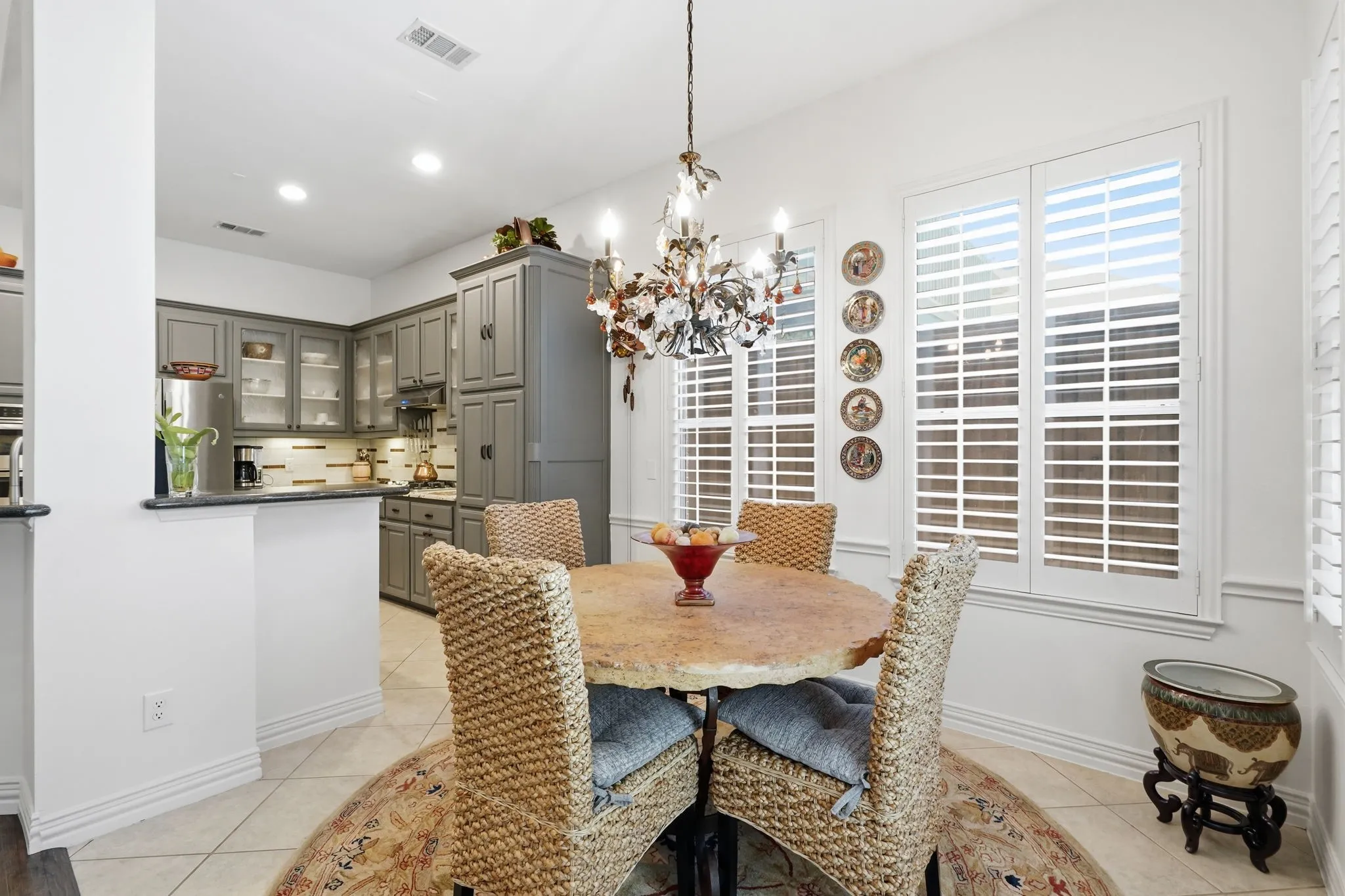 Single Family Residence For Sale in Tarrant County , 2104 Watercrest Court, Keller, Texas 76248, 5 Bedroom, 4 Bathroom, 2 Garage spaces, 3,252 Sqft, built in 2000, mls#21338341, Real Estate Agent in Keller, Homes For Sale in Tarrant county, Homes For Sale in Keller, Realtor in Keller Texas, Real Estate Brokerage Independent Realty Texas, Luminita Cordes Realtor