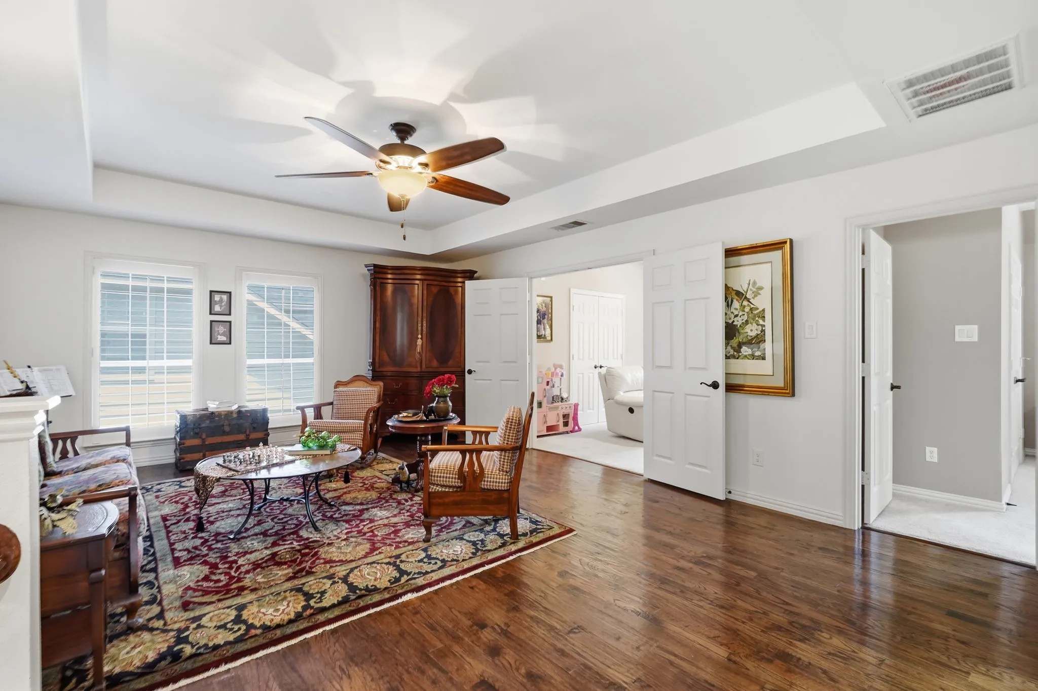 Single Family Residence For Sale in Tarrant County , 2104 Watercrest Court, Keller, Texas 76248, 5 Bedroom, 4 Bathroom, 2 Garage spaces, 3,252 Sqft, built in 2000, mls#21338341, Real Estate Agent in Keller, Homes For Sale in Tarrant county, Homes For Sale in Keller, Realtor in Keller Texas, Real Estate Brokerage Independent Realty Texas, Luminita Cordes Realtor