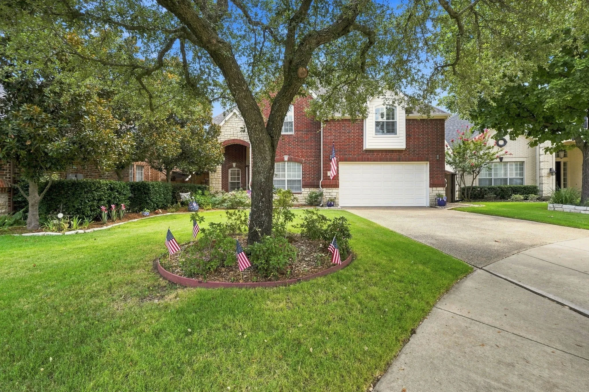Single Family Residence For Sale in Tarrant County , 2104 Watercrest Court, Keller, Texas 76248, 5 Bedroom, 4 Bathroom, 2 Garage spaces, 3,252 Sqft, built in 2000, mls#21338341, Real Estate Agent in Keller, Homes For Sale in Tarrant county, Homes For Sale in Keller, Realtor in Keller Texas, Real Estate Brokerage Independent Realty Texas, Luminita Cordes Realtor