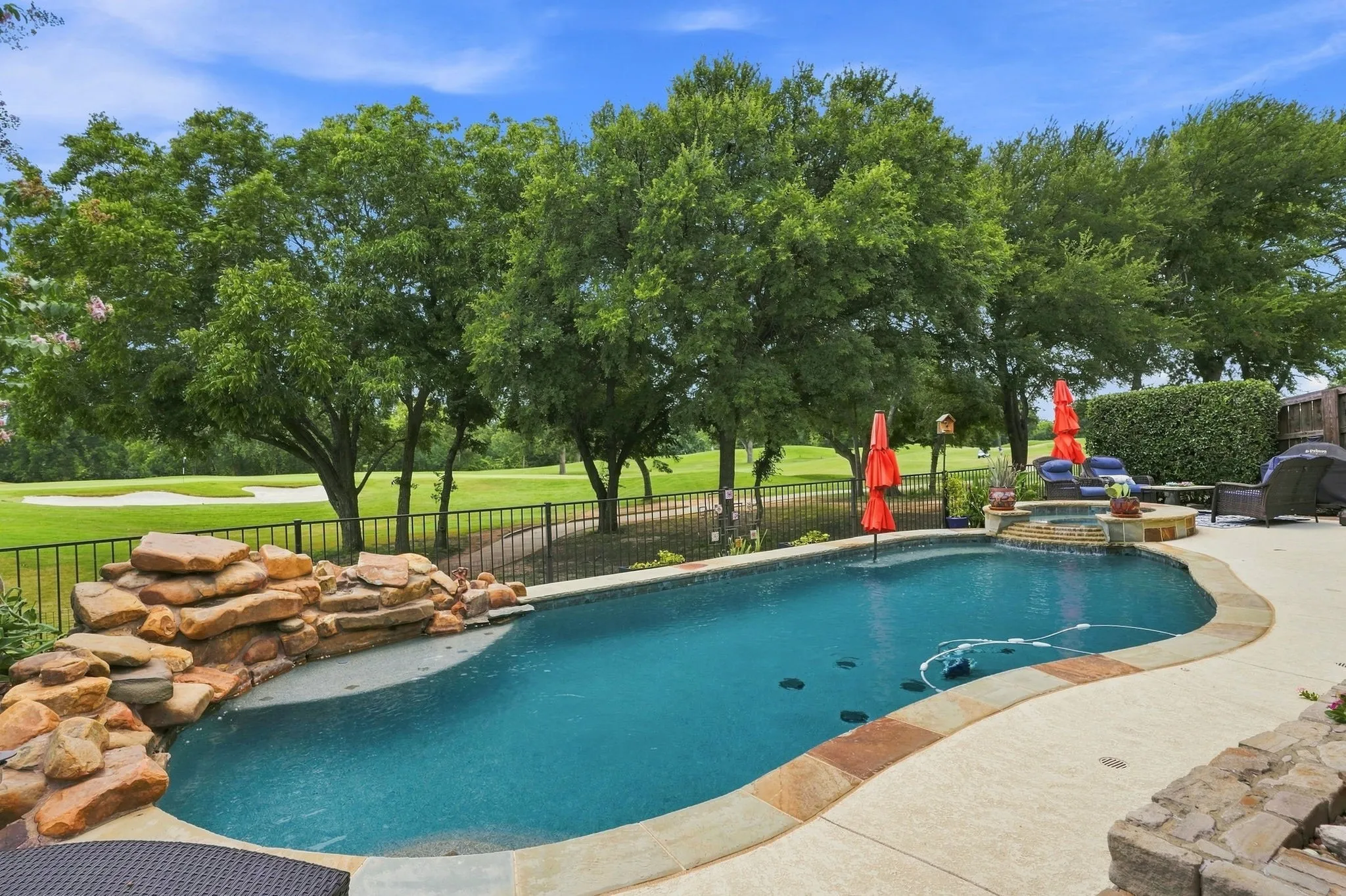 Single Family Residence For Sale in Tarrant County , 2104 Watercrest Court, Keller, Texas 76248, 5 Bedroom, 4 Bathroom, 2 Garage spaces, 3,252 Sqft, built in 2000, mls#21338341, Real Estate Agent in Keller, Homes For Sale in Tarrant county, Homes For Sale in Keller, Realtor in Keller Texas, Real Estate Brokerage Independent Realty Texas, Luminita Cordes Realtor