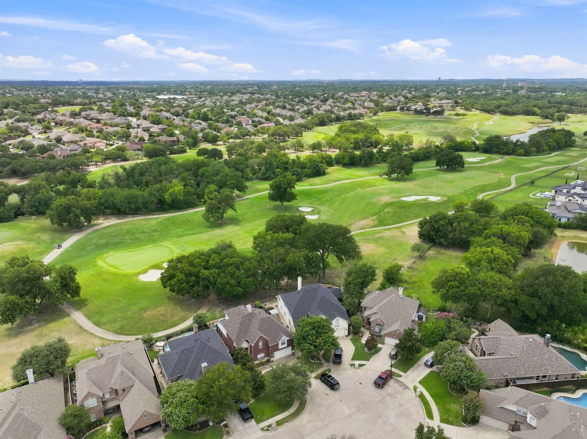 Single Family Residence For Sale in Tarrant County , 2104 Watercrest Court, Keller, Texas 76248, 5 Bedroom, 4 Bathroom, 2 Garage spaces, 3,252 Sqft, built in 2000, mls#21338341, Real Estate Agent in Keller, Homes For Sale in Tarrant county, Homes For Sale in Keller, Realtor in Keller Texas, Real Estate Brokerage Independent Realty Texas, Luminita Cordes Realtor