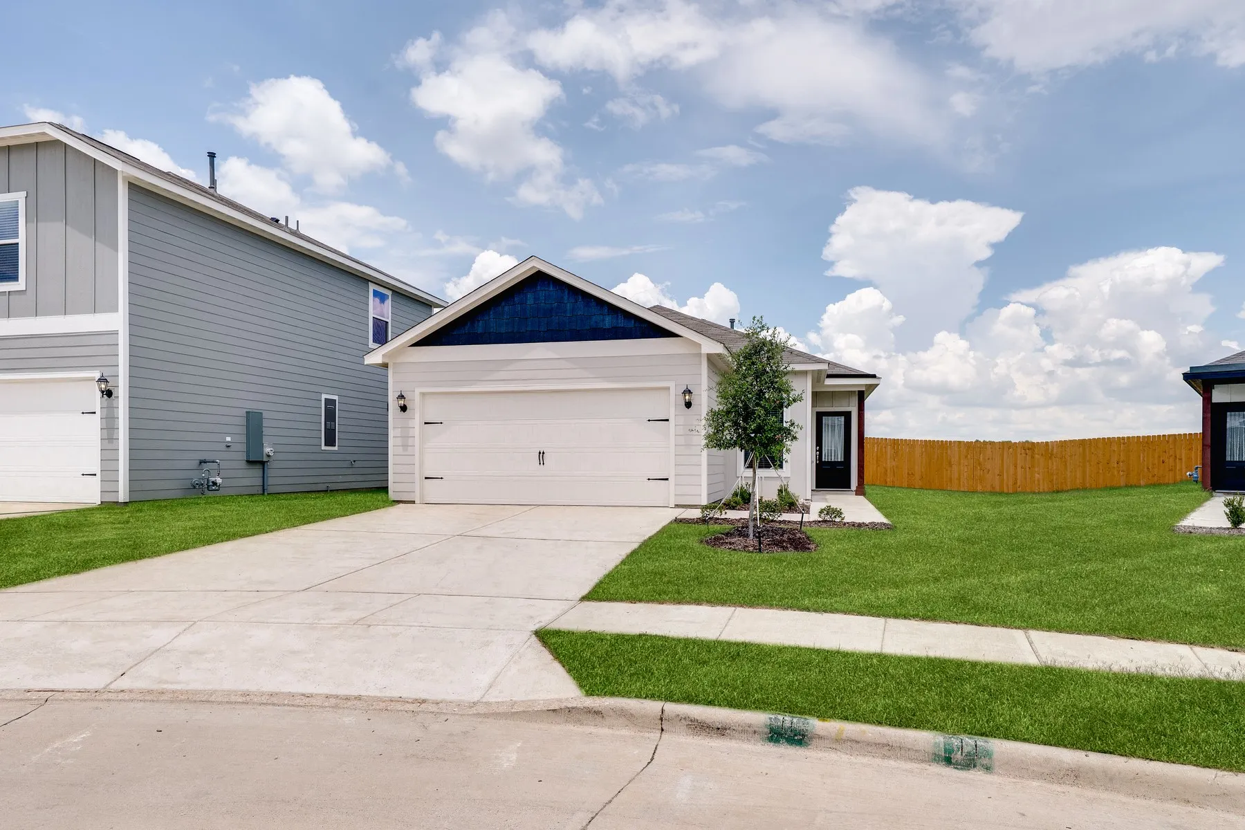 Single Family Residence For Rent in Kaufman County , 1420 Reiner Drive, Crandall, Texas 75114, 3 Bedroom, 2 Bathroom, 2 Garage spaces, 1,301 Sqft, built in 2025, Price $2,080, mls#21346978, Real Estate Agent in Crandall, Homes For Rent in Kaufman county, Homes For Rent in Crandall, Realtor in Crandall Texas, Real Estate Brokerage Independent Realty Texas, Luminita Cordes Realtor