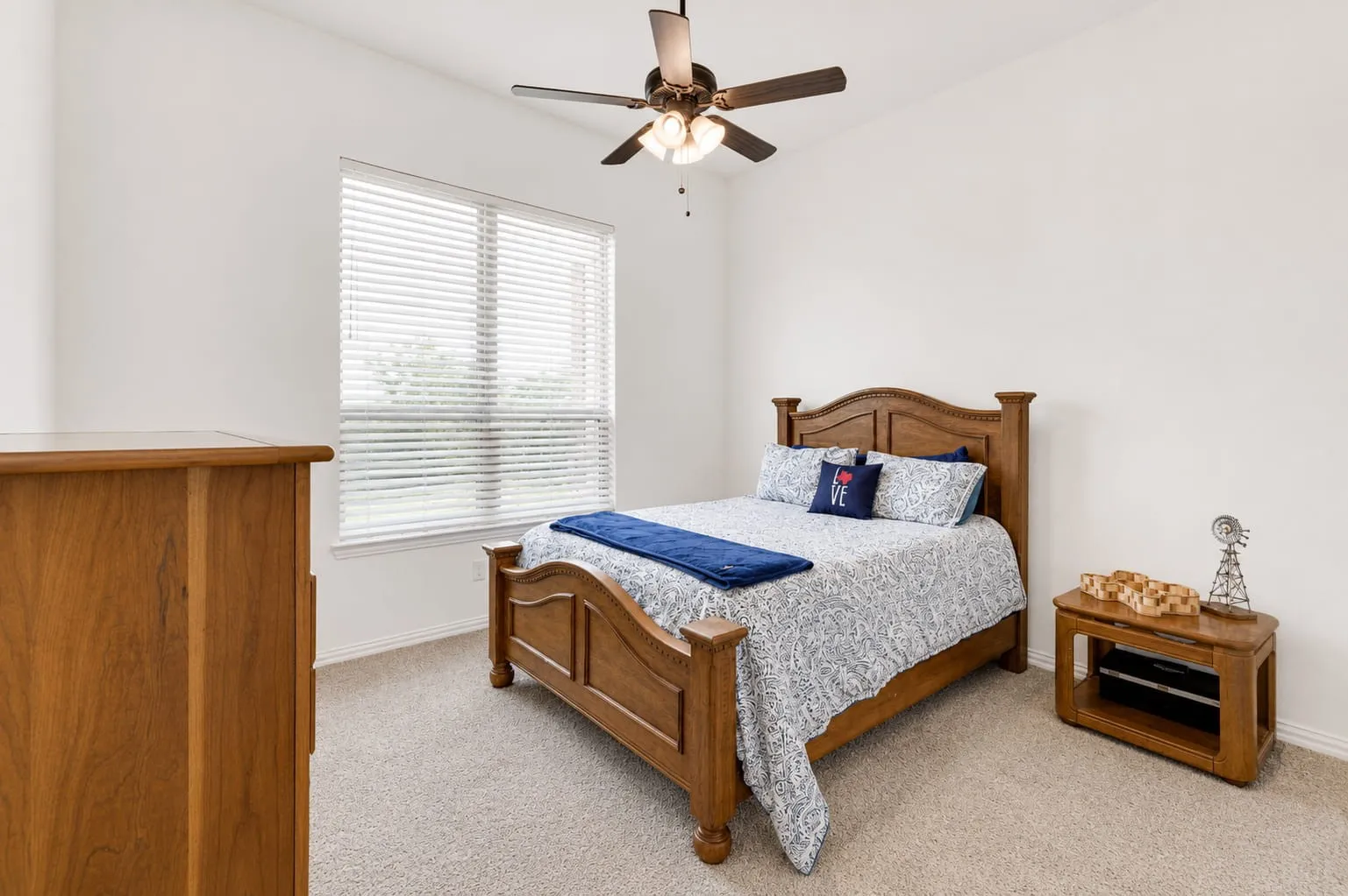 Single Family Residence For Sale in Ellis County , 430 Solo Ridge Drive, Waxahachie, Texas 75167, 4 Bedrooms, 3 Bathrooms, 3 Garage spaces, 2,901 Sqft, built in 2024, Price $579,500, mls#21344242, Real Estate Agent in Waxahachie, Homes For Sale in Ellis county, Homes For Sale in Waxahachie, Realtor in Waxahachie Texas, Real Estate Brokerage Independent Realty Texas, Luminita Cordes Realtor