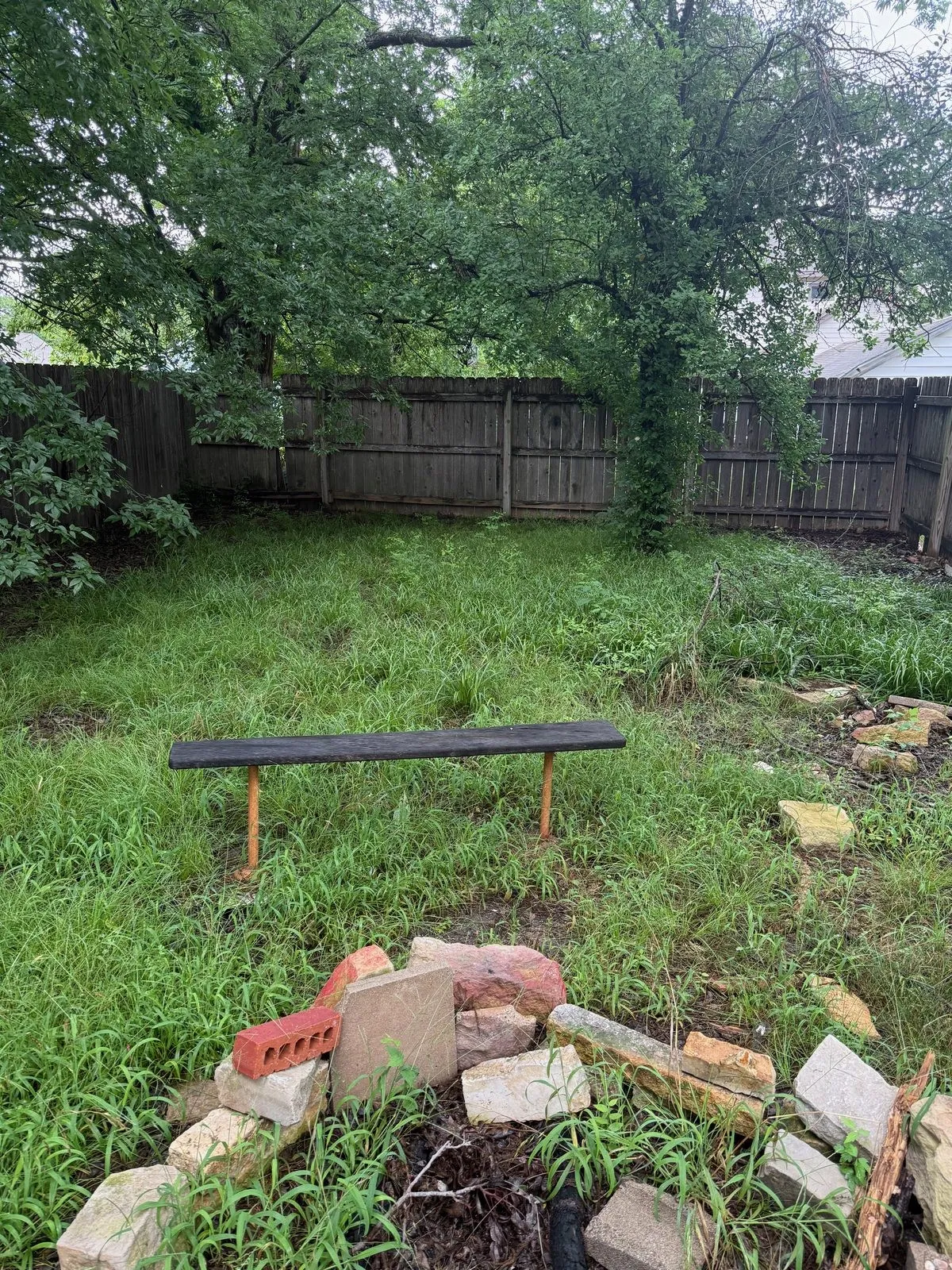 Single Family Residence For Sale in Fannin County , 620 W 12th Street, Bonham, Texas 75418, 2 Bedrooms, 1 Bathroom, Garage spaces, 1,152 Sqft, built in 1925, Price $125,900, mls#21346716, Real Estate Agent in Bonham, Homes For Sale in Fannin county, Homes For Sale in Bonham, Realtor in Bonham Texas, Real Estate Brokerage Independent Realty Texas, Luminita Cordes Realtor