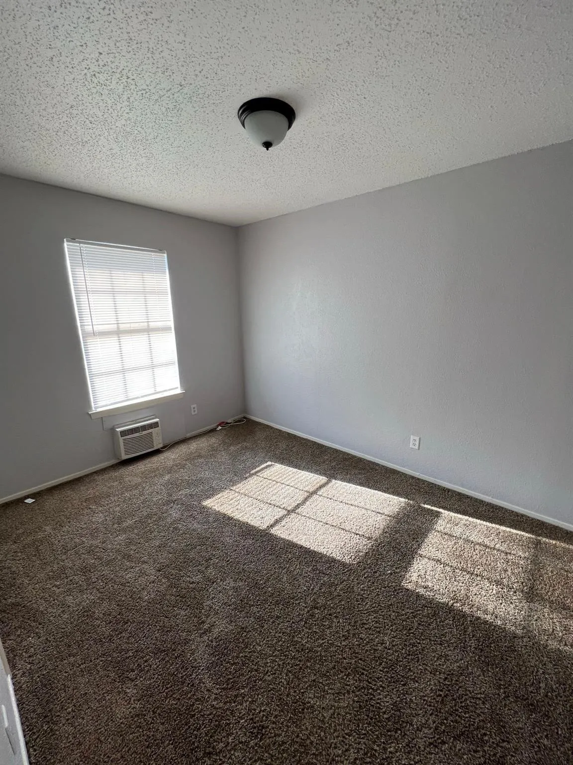 Apartment For Rent in Taylor County , 2410 N Willis Street 145, Abilene, Texas 79603, 2 Bedrooms, 1 Bathroom, Garage spaces, 864 Sqft, built in 1973, Price $1,200, mls#21346997, Real Estate Agent in Abilene, Homes For Rent in Taylor county, Homes For Rent in Abilene, Realtor in Abilene Texas, Real Estate Brokerage Independent Realty Texas, Luminita Cordes Realtor