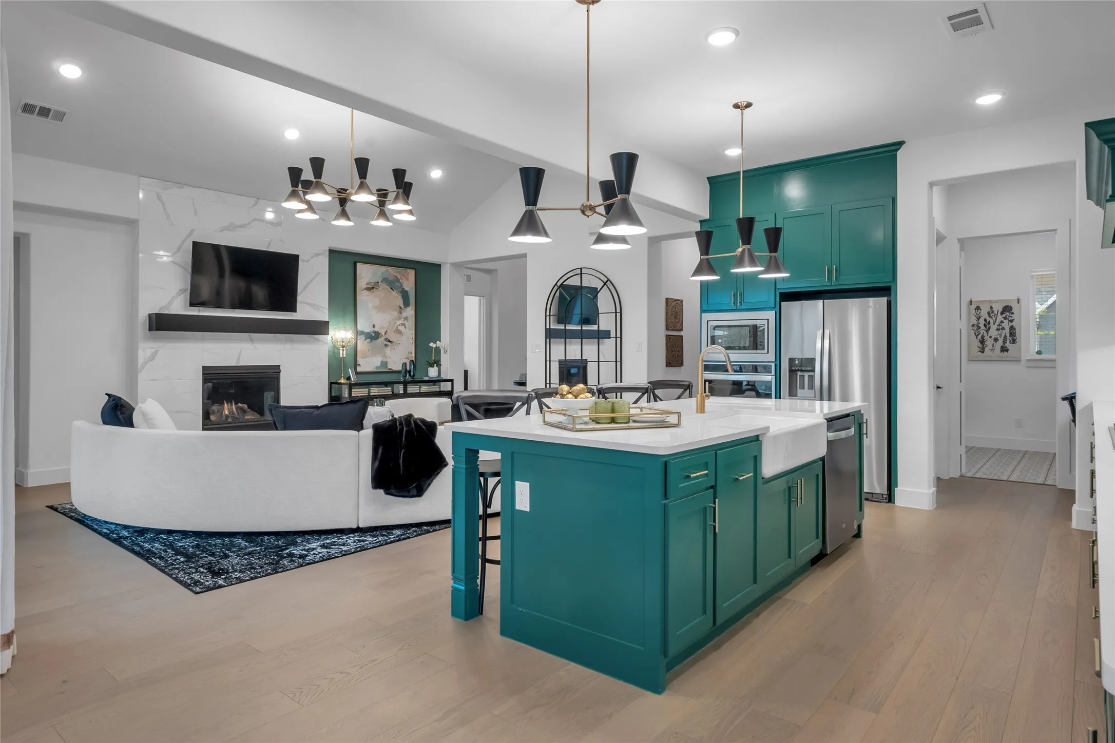 Single Family Residence For Rent in Collin County , 3804 Outpost Trail, Mc Kinney, Texas 75071, 4 Bedroom, 4 Bathroom, 3 Garage spaces, 4,047 Sqft, built in 2023, mls#21346362, Real Estate Agent in Mc Kinney, Homes For Rent in Collin county, Homes For Rent in Mc Kinney, Realtor in Mc Kinney Texas, Real Estate Brokerage Independent Realty Texas, Luminita Cordes Realtor