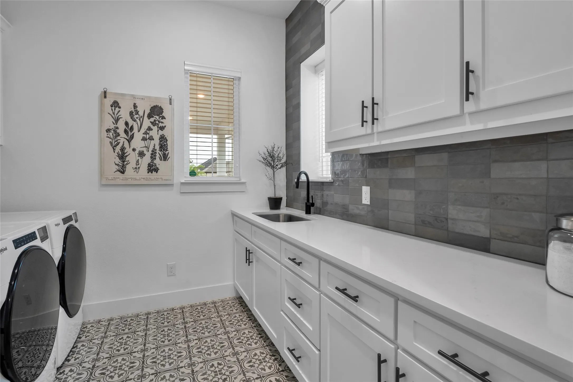 Single Family Residence For Rent in Collin County , 3804 Outpost Trail, Mc Kinney, Texas 75071, 4 Bedroom, 4 Bathroom, 3 Garage spaces, 4,047 Sqft, built in 2023, mls#21346362, Real Estate Agent in Mc Kinney, Homes For Rent in Collin county, Homes For Rent in Mc Kinney, Realtor in Mc Kinney Texas, Real Estate Brokerage Independent Realty Texas, Luminita Cordes Realtor