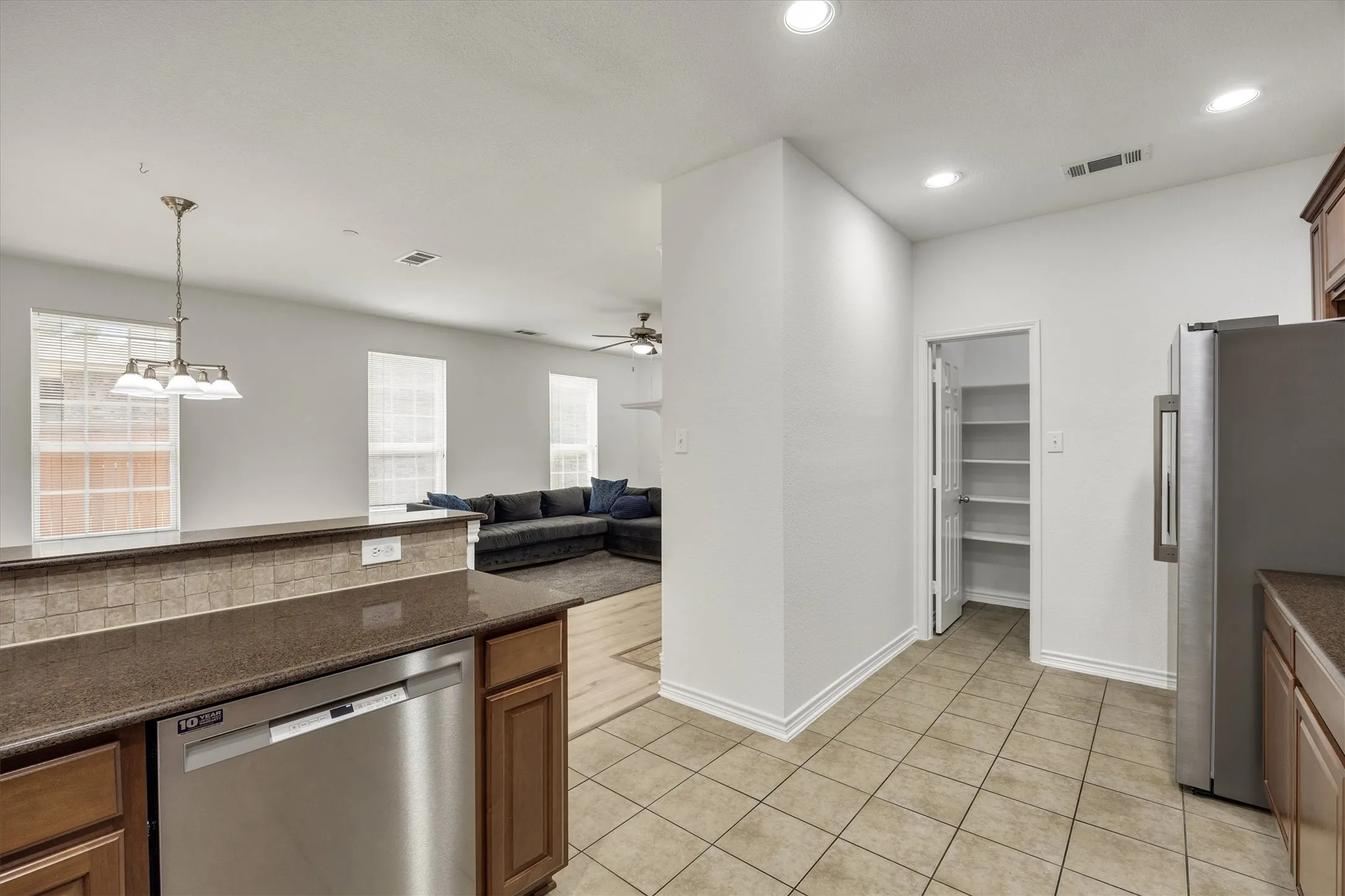 Townhouse For Sale in Denton County , 5824 Stone Mountain Road, The Colony, Texas 75056, 3 Bedroom, 3 Bathroom, 2 Garage spaces, 1,896 Sqft, built in 2007, mls#21345871, Real Estate Agent in The Colony, Homes For Sale in Denton county, Homes For Sale in The Colony, Realtor in The Colony Texas, Real Estate Brokerage Independent Realty Texas, Luminita Cordes Realtor