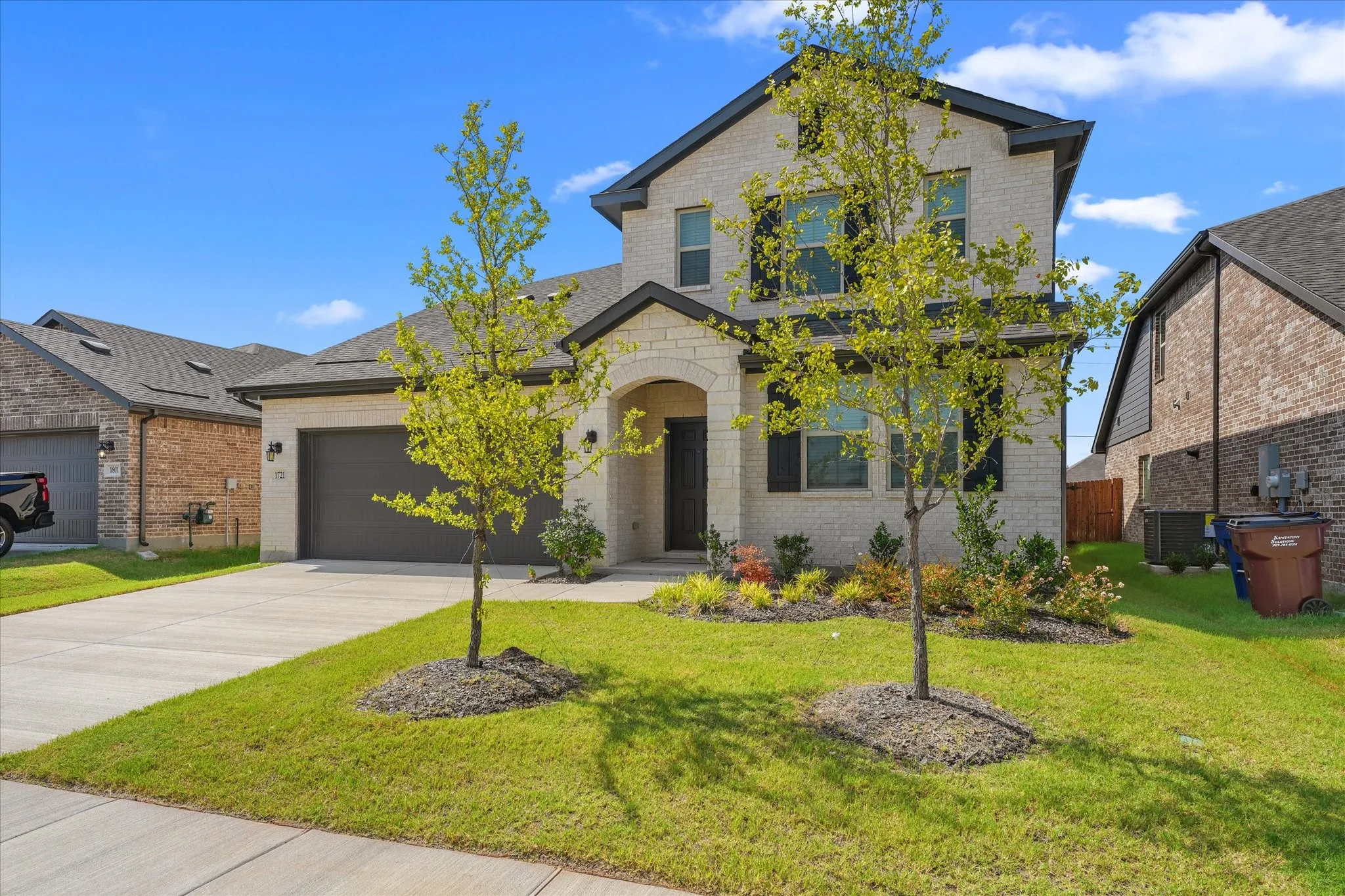 Single Family Residence For Sale in Hunt County , 1721 Rushpea, Royse City, Texas 75189, 4 Bedroom, 3 Bathroom, 2 Garage spaces, 2,605 Sqft, built in 2025, mls#21347024, Real Estate Agent in Royse City, Homes For Sale in Hunt county, Homes For Sale in Royse City, Realtor in Royse City Texas, Real Estate Brokerage Independent Realty Texas, Luminita Cordes Realtor