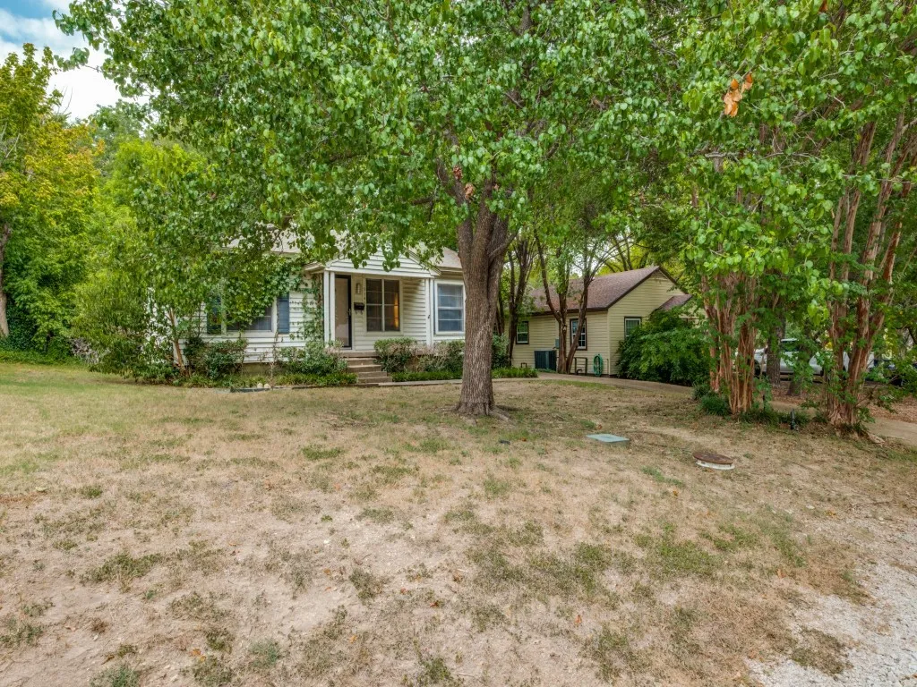 Single Family Residence For Sale in Dallas County , 9543 Peninsula Drive, Dallas, Texas 75218, 2 Bedroom, 1 Bathroom, Garage spaces, 1,141 Sqft, built in 1947, mls#21344554, Real Estate Agent in Dallas, Homes For Sale in Dallas county, Homes For Sale in Dallas, Realtor in Dallas Texas, Real Estate Brokerage Independent Realty Texas, Luminita Cordes Realtor