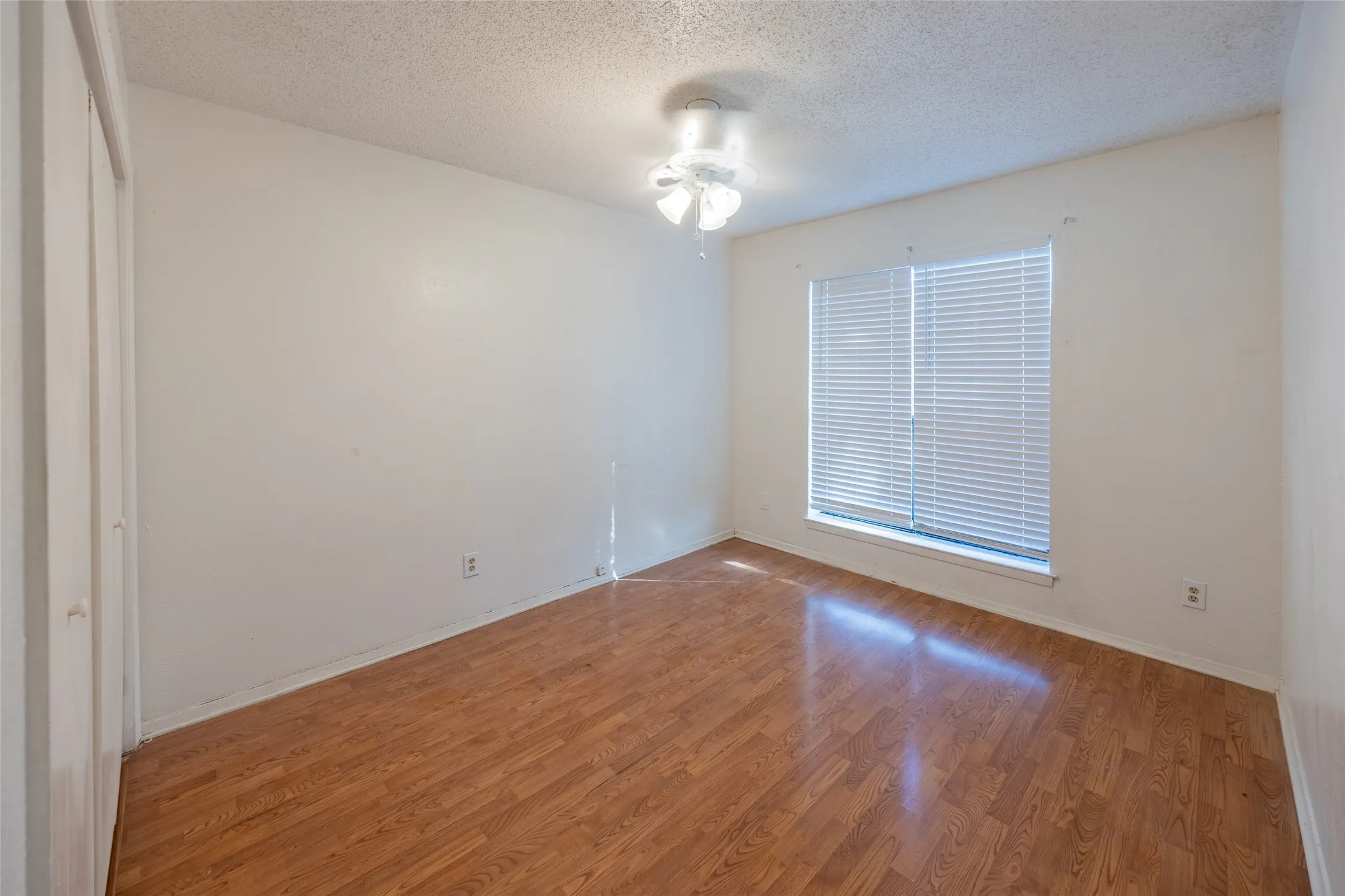 Condominium For Rent in Collin County , 1805 Spring Creek Parkway QQ1, Plano, Texas 75023, 3 Bedroom, 2 Bathroom, Garage spaces, 1,088 Sqft, built in 1982, mls#21346836, Real Estate Agent in Plano, Homes For Rent in Collin county, Homes For Rent in Plano, Realtor in Plano Texas, Real Estate Brokerage Independent Realty Texas, Luminita Cordes Realtor