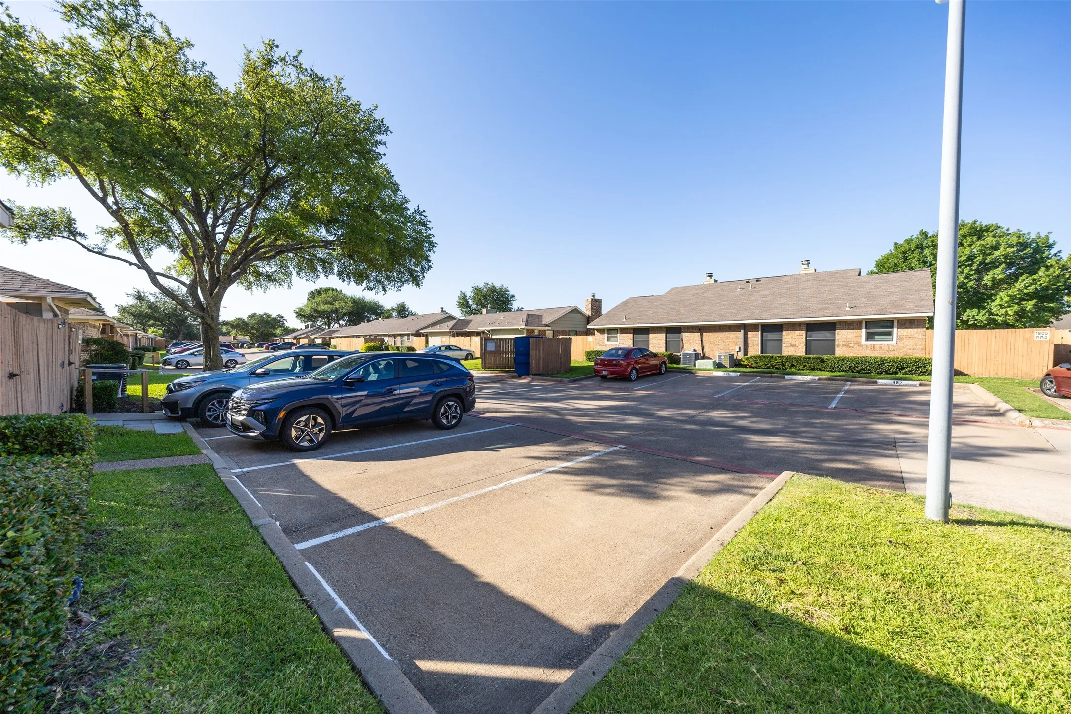 Condominium For Rent in Collin County , 1805 Spring Creek Parkway QQ1, Plano, Texas 75023, 3 Bedroom, 2 Bathroom, Garage spaces, 1,088 Sqft, built in 1982, mls#21346836, Real Estate Agent in Plano, Homes For Rent in Collin county, Homes For Rent in Plano, Realtor in Plano Texas, Real Estate Brokerage Independent Realty Texas, Luminita Cordes Realtor