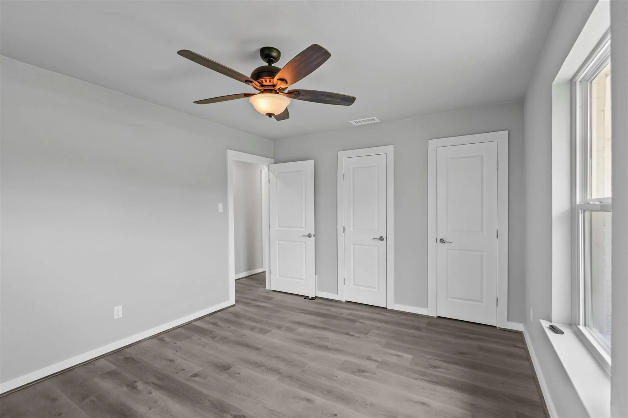 Single Family Residence For Sale in Dallas County , 2805 Sybil Drive, Mesquite, Texas 75149, 4 Bedroom, 2 Bathroom, 2 Garage spaces, 2,484 Sqft, built in 1980, mls#21346200, Real Estate Agent in Mesquite, Homes For Sale in Dallas county, Homes For Sale in Mesquite, Realtor in Mesquite Texas, Real Estate Brokerage Independent Realty Texas, Luminita Cordes Realtor