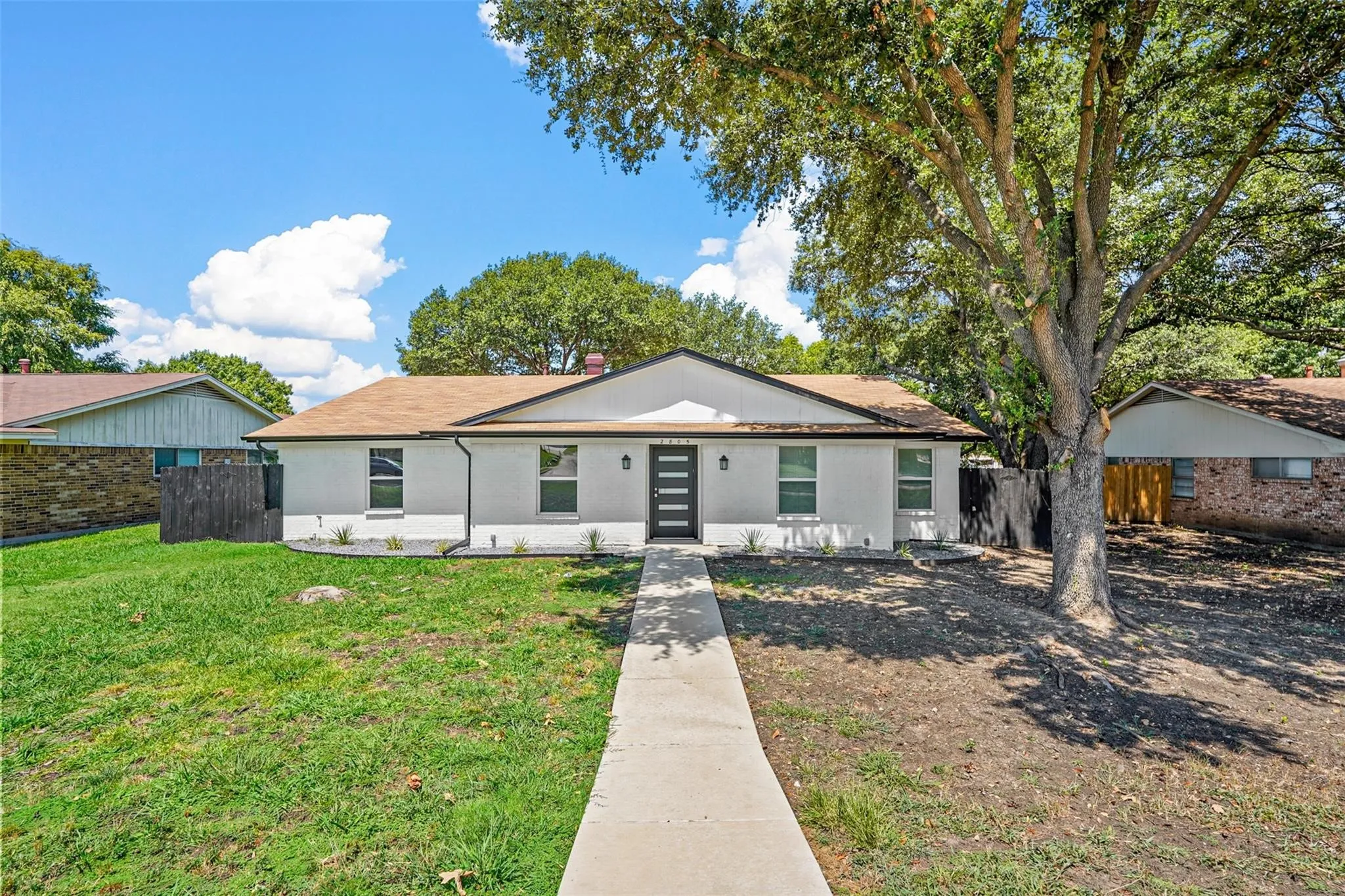Single Family Residence For Sale in Dallas County , 2805 Sybil Drive, Mesquite, Texas 75149, 4 Bedroom, 2 Bathroom, 2 Garage spaces, 2,484 Sqft, built in 1980, mls#21346200, Real Estate Agent in Mesquite, Homes For Sale in Dallas county, Homes For Sale in Mesquite, Realtor in Mesquite Texas, Real Estate Brokerage Independent Realty Texas, Luminita Cordes Realtor