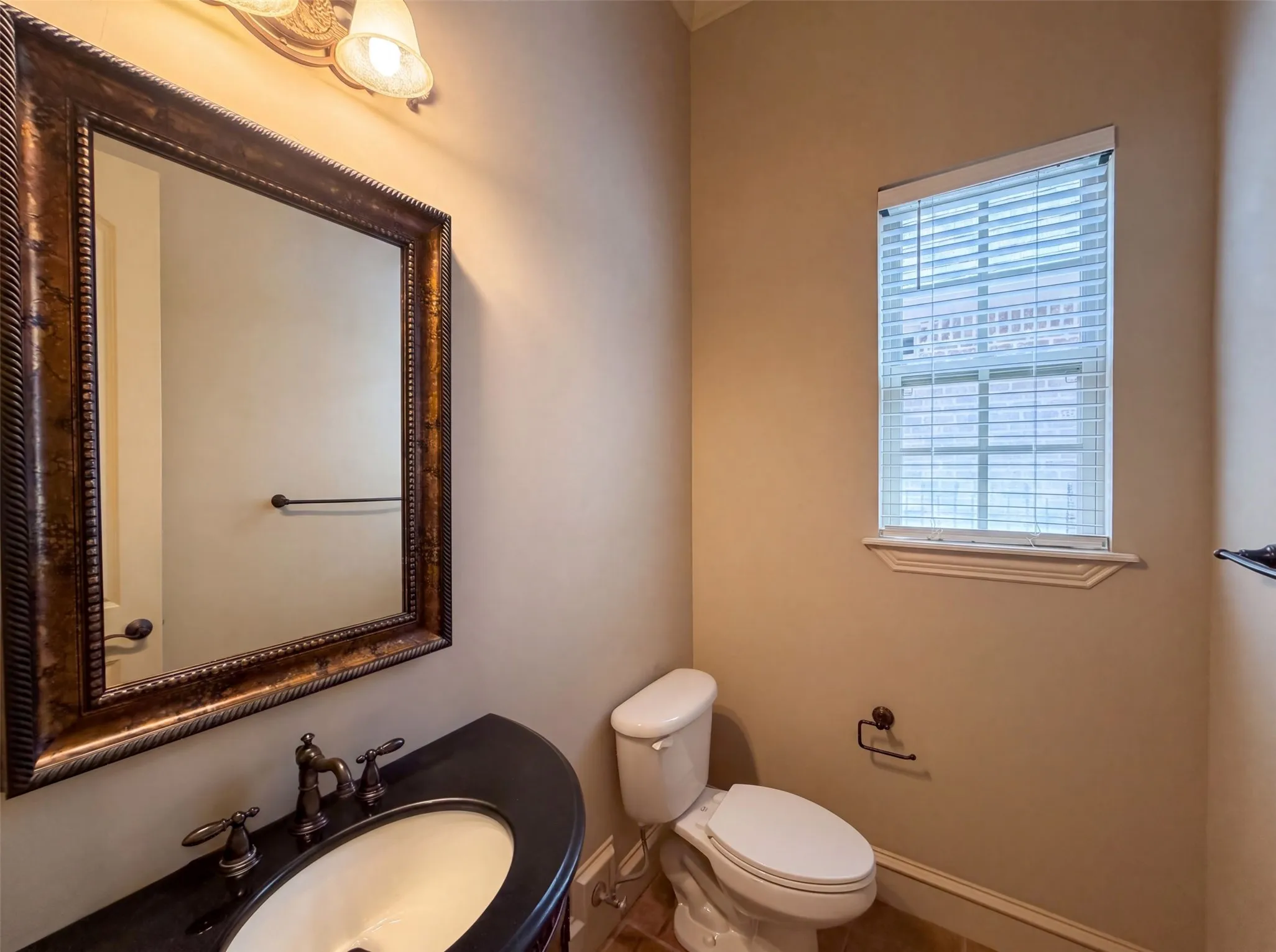 Single Family Residence For Sale in Tarrant County , 6113 Rock Dove Circle, Colleyville, Texas 76034, 3 Bedroom, 4 Bathroom, 2 Garage spaces, 3,721 Sqft, built in 2008, mls#21347036, Real Estate Agent in Colleyville, Homes For Sale in Tarrant county, Homes For Sale in Colleyville, Realtor in Colleyville Texas, Real Estate Brokerage Independent Realty Texas, Luminita Cordes Realtor