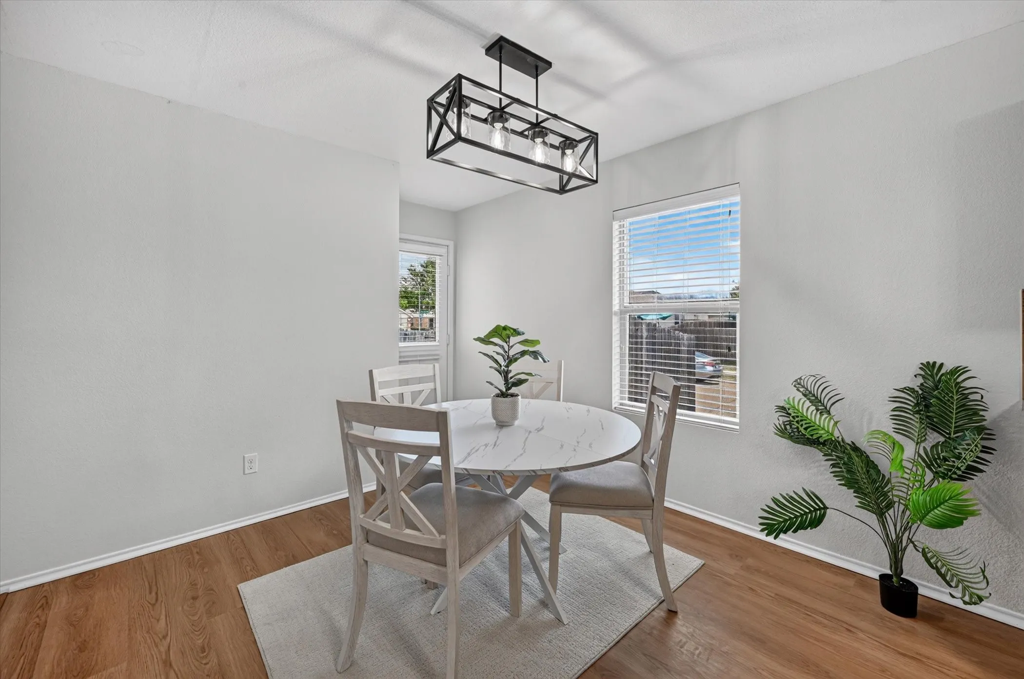 Single Family Residence For Sale in Tarrant County , 9000 Quarry Ridge Trail, Fort Worth, Texas 76244, 4 Bedroom, 2 Bathroom, 2 Garage spaces, 1,572 Sqft, built in 2009, mls#21347044, Real Estate Agent in Fort Worth, Homes For Sale in Tarrant county, Homes For Sale in Fort Worth, Realtor in Fort Worth Texas, Real Estate Brokerage Independent Realty Texas, Luminita Cordes Realtor