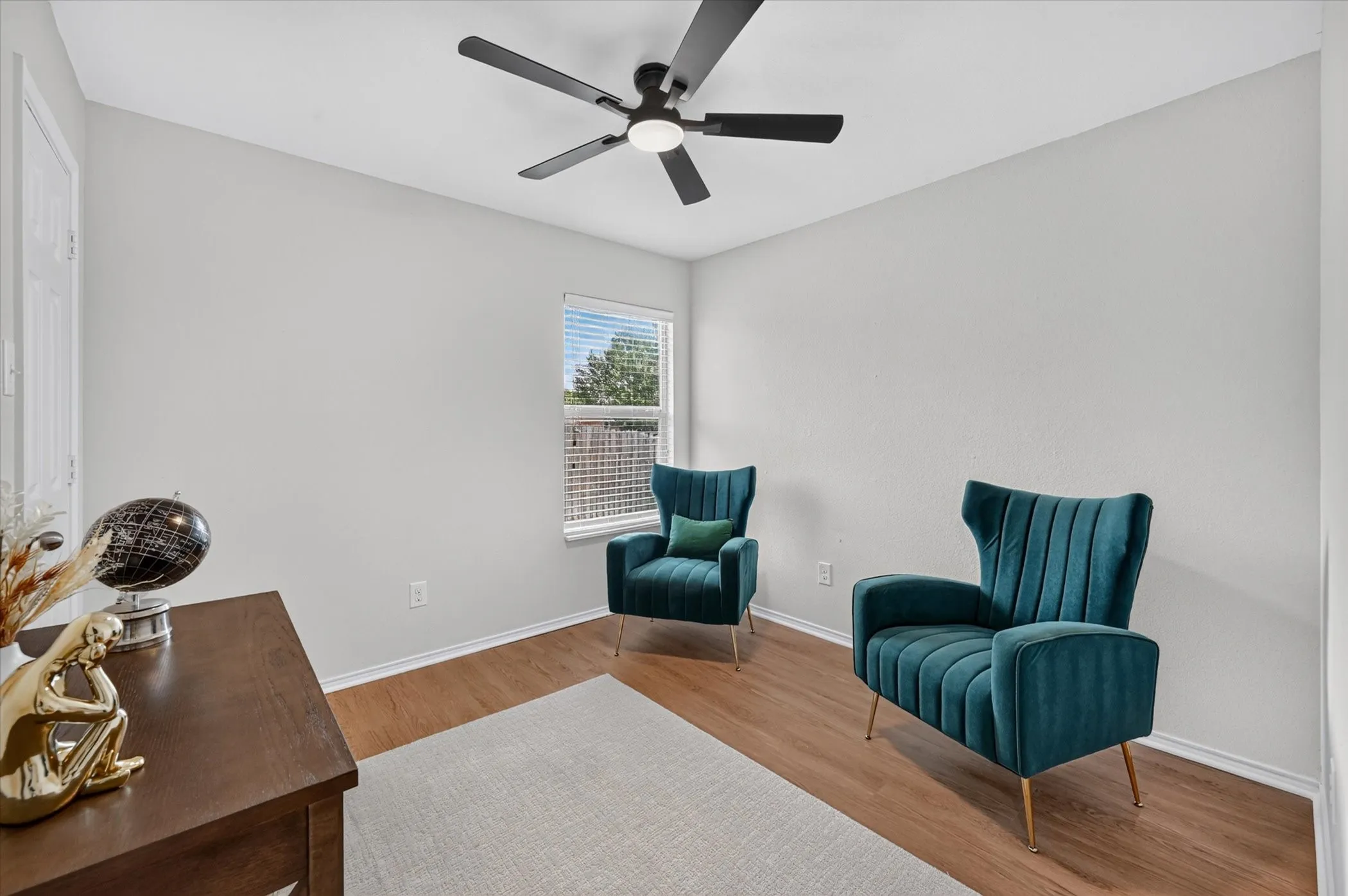 Single Family Residence For Sale in Tarrant County , 9000 Quarry Ridge Trail, Fort Worth, Texas 76244, 4 Bedroom, 2 Bathroom, 2 Garage spaces, 1,572 Sqft, built in 2009, mls#21347044, Real Estate Agent in Fort Worth, Homes For Sale in Tarrant county, Homes For Sale in Fort Worth, Realtor in Fort Worth Texas, Real Estate Brokerage Independent Realty Texas, Luminita Cordes Realtor
