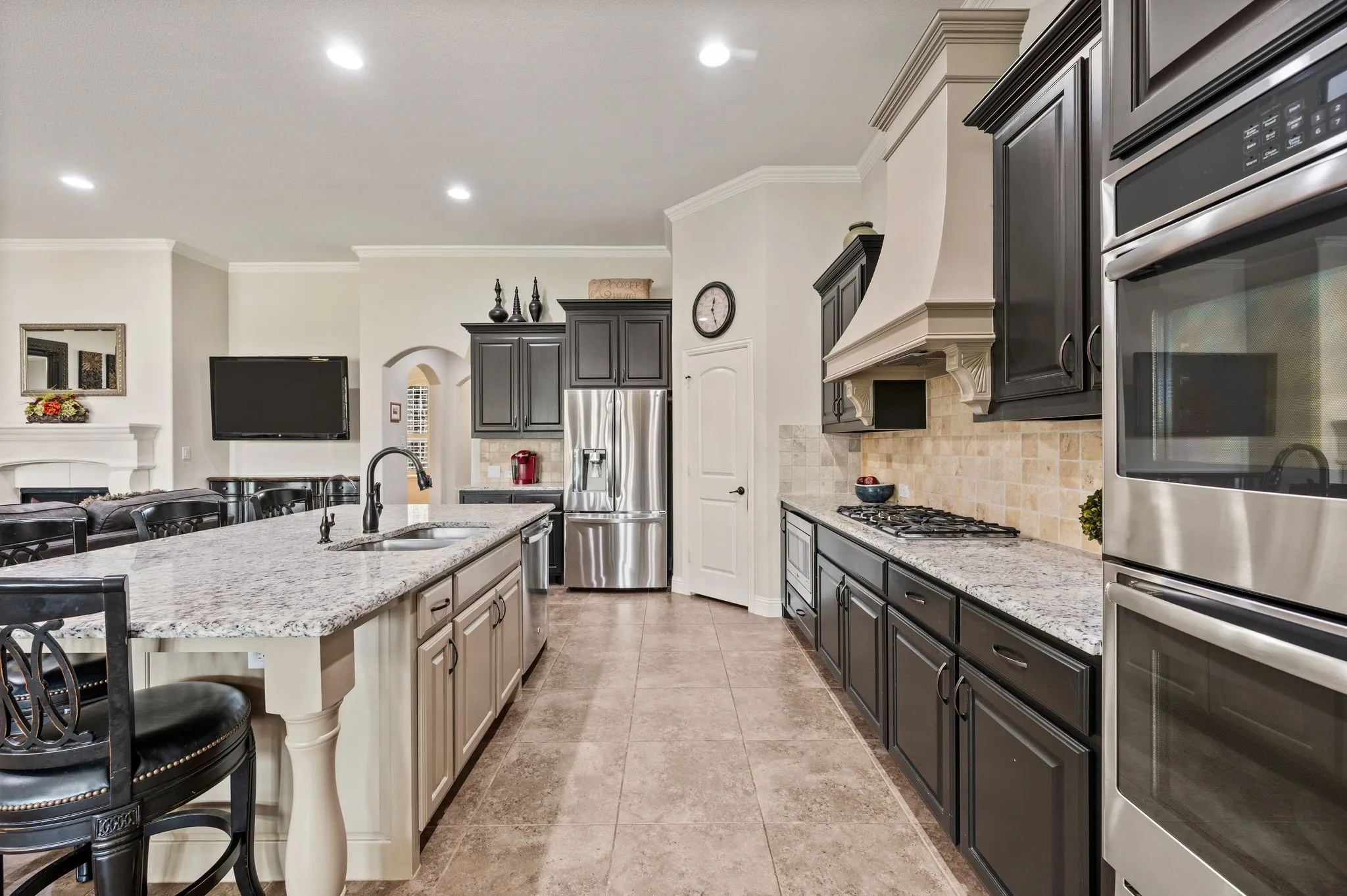 Single Family Residence For Sale in Denton County , 13450 Kira Lane, Justin, Texas 76247, 4 Bedroom, 3 Bathroom, 3 Garage spaces, 3,425 Sqft, built in 2014, mls#21346335, Real Estate Agent in Justin, Homes For Sale in Denton county, Homes For Sale in Justin, Realtor in Justin Texas, Real Estate Brokerage Independent Realty Texas, Luminita Cordes Realtor