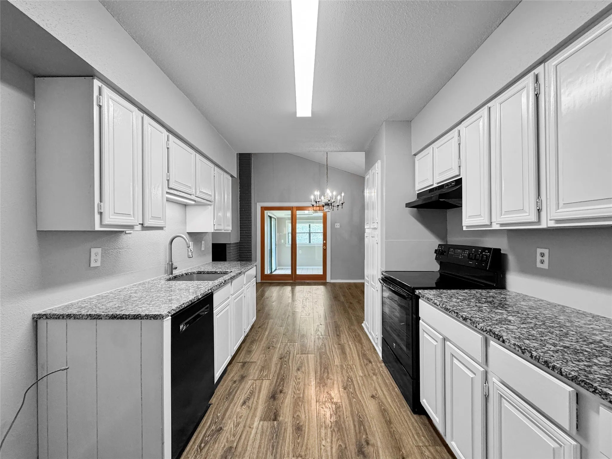 Single Family Residence For Rent in Dallas County , 1319 Wisteria Way, Richardson, Texas 75080, 3 Bedrooms, 2 Bathrooms, 2 Garage spaces, 1,427 Sqft, built in 1961, Price $2,295, mls#21347051, Real Estate Agent in Richardson, Homes For Rent in Dallas county, Homes For Rent in Richardson, Realtor in Richardson Texas, Real Estate Brokerage Independent Realty Texas, Luminita Cordes Realtor