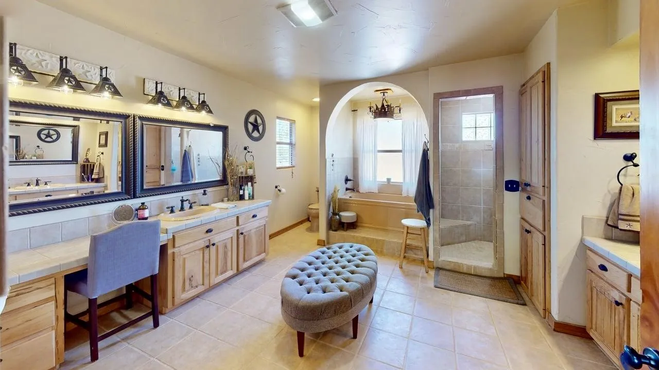 Single Family Residence For Sale in Mason County , 19319 Ranch Road 1871, Mason, Texas 76856, 4 Bedrooms, 3 Bathrooms, Garage spaces, 2,734 Sqft, built in 2005, Price $1,100,000, mls#21346995, Real Estate Agent in Mason, Homes For Sale in Mason county, Homes For Sale in Mason, Realtor in Mason Texas, Real Estate Brokerage Independent Realty Texas, Luminita Cordes Realtor