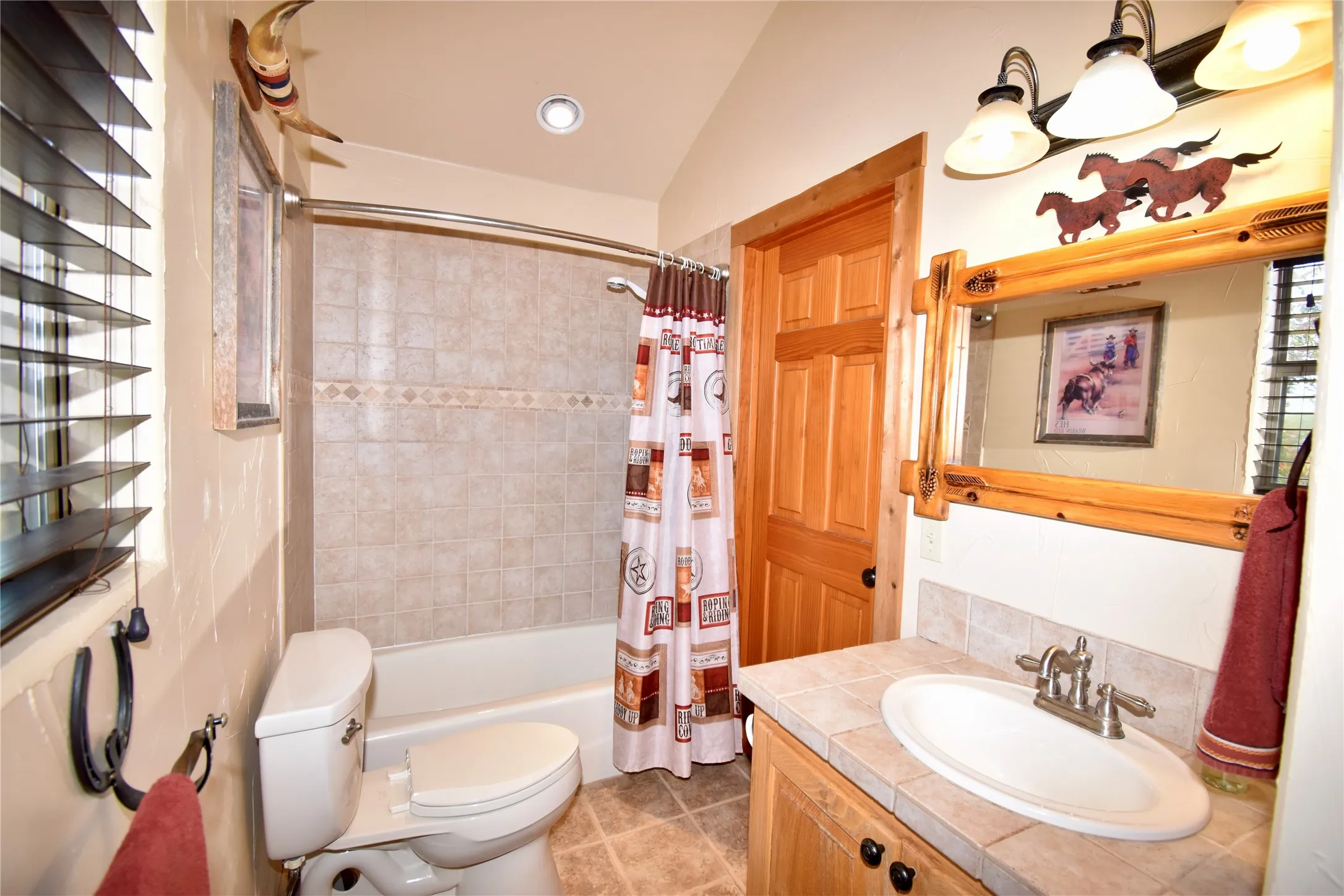 Single Family Residence For Sale in Mason County , 19319 Ranch Road 1871, Mason, Texas 76856, 4 Bedrooms, 3 Bathrooms, Garage spaces, 2,734 Sqft, built in 2005, Price $1,100,000, mls#21346995, Real Estate Agent in Mason, Homes For Sale in Mason county, Homes For Sale in Mason, Realtor in Mason Texas, Real Estate Brokerage Independent Realty Texas, Luminita Cordes Realtor