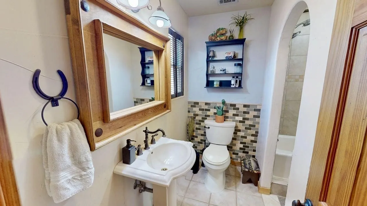 Single Family Residence For Sale in Mason County , 19319 Ranch Road 1871, Mason, Texas 76856, 4 Bedrooms, 3 Bathrooms, Garage spaces, 2,734 Sqft, built in 2005, Price $1,100,000, mls#21346995, Real Estate Agent in Mason, Homes For Sale in Mason county, Homes For Sale in Mason, Realtor in Mason Texas, Real Estate Brokerage Independent Realty Texas, Luminita Cordes Realtor