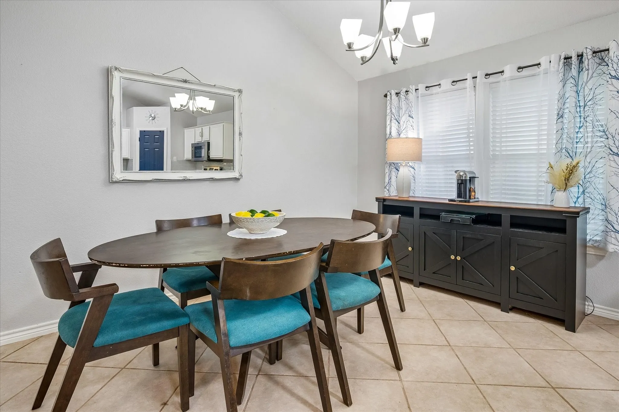 Single Family Residence For Sale in Denton County , 1031 Port Aransas Drive, Little Elm, Texas 75068, 3 Bedroom, 2 Bathroom, 2 Garage spaces, 1,560 Sqft, built in 2001, mls#21346800, Real Estate Agent in Little Elm, Homes For Sale in Denton county, Homes For Sale in Little Elm, Realtor in Little Elm Texas, Real Estate Brokerage Independent Realty Texas, Luminita Cordes Realtor