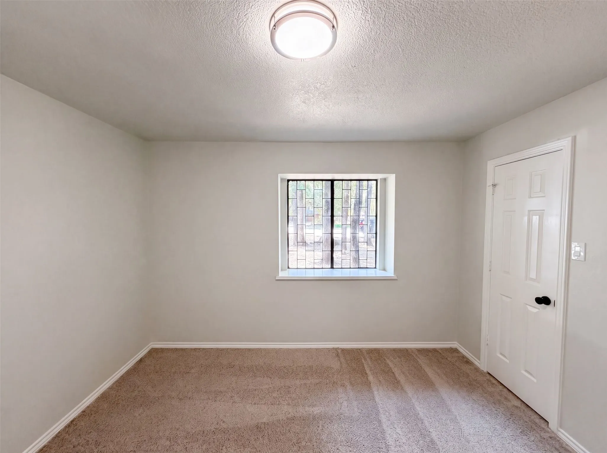Single Family Residence For Sale in Denton County , 9 Muirfield Court, Trophy Club, Texas 76262, 3 Bedroom, 3 Bathroom, 2 Garage spaces, 2,468 Sqft, built in 1980, mls#21347053, Real Estate Agent in Trophy Club, Homes For Sale in Denton county, Homes For Sale in Trophy Club, Realtor in Trophy Club Texas, Real Estate Brokerage Independent Realty Texas, Luminita Cordes Realtor