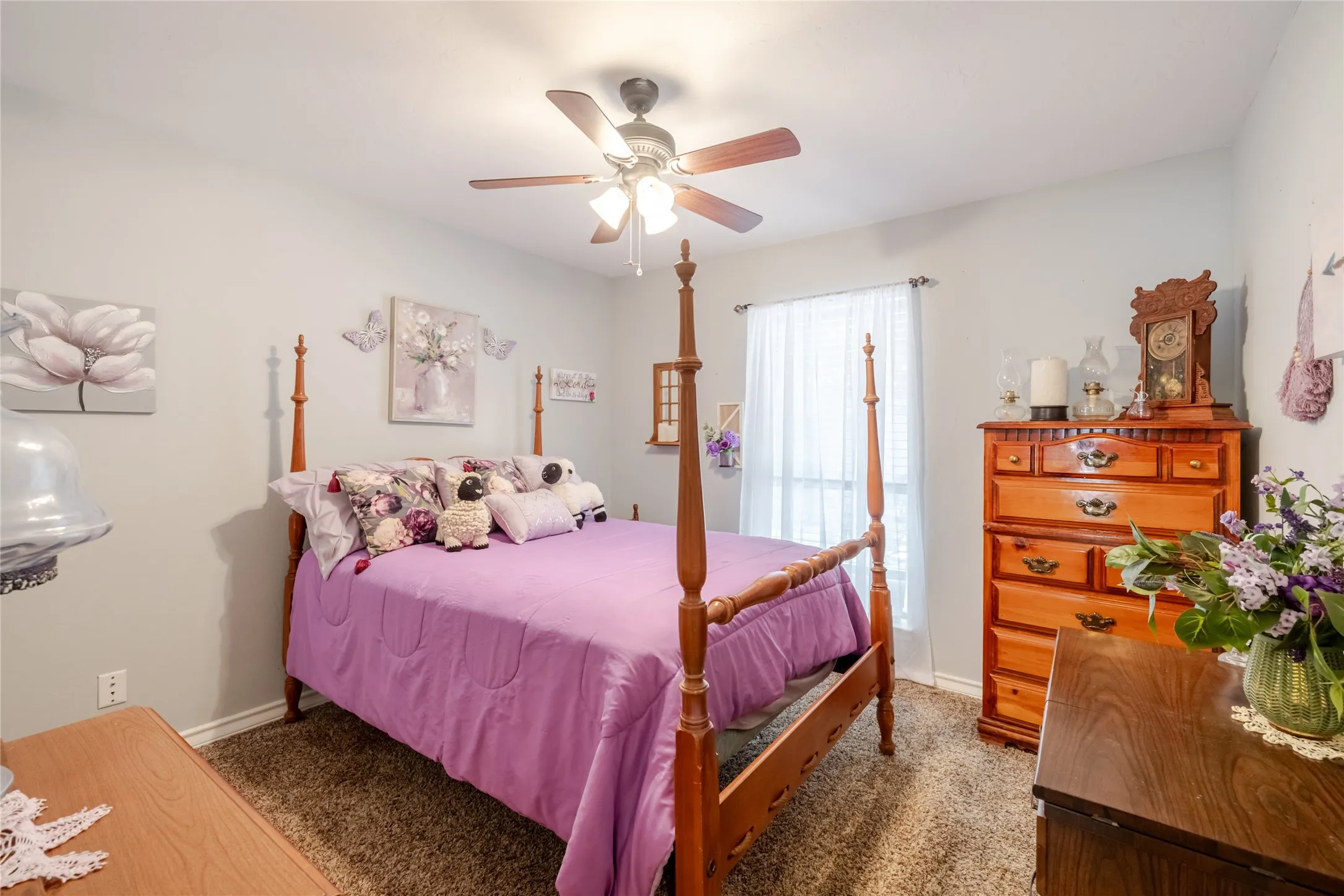 Single Family Residence For Sale in Palo Pinto County , 22 Greenbriar Street, Mineral Wells, Texas 76067, 4 Bedroom, 2 Bathroom, 2 Garage spaces, 2,278 Sqft, built in 1983, mls#21347061, Real Estate Agent in Mineral Wells, Homes For Sale in Palo Pinto county, Homes For Sale in Mineral Wells, Realtor in Mineral Wells Texas, Real Estate Brokerage Independent Realty Texas, Luminita Cordes Realtor