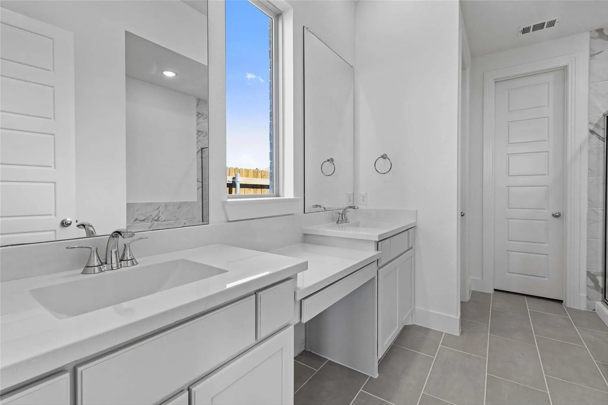 Single Family Residence For Sale in Rockwall County , 4016 Grotto Drive, Royse City, Texas 75189, 4 Bedroom, 3 Bathroom, 2 Garage spaces, 2,128 Sqft, built in 2023, mls#21340521, Real Estate Agent in Royse City, Homes For Sale in Rockwall county, Homes For Sale in Royse City, Realtor in Royse City Texas, Real Estate Brokerage Independent Realty Texas, Luminita Cordes Realtor