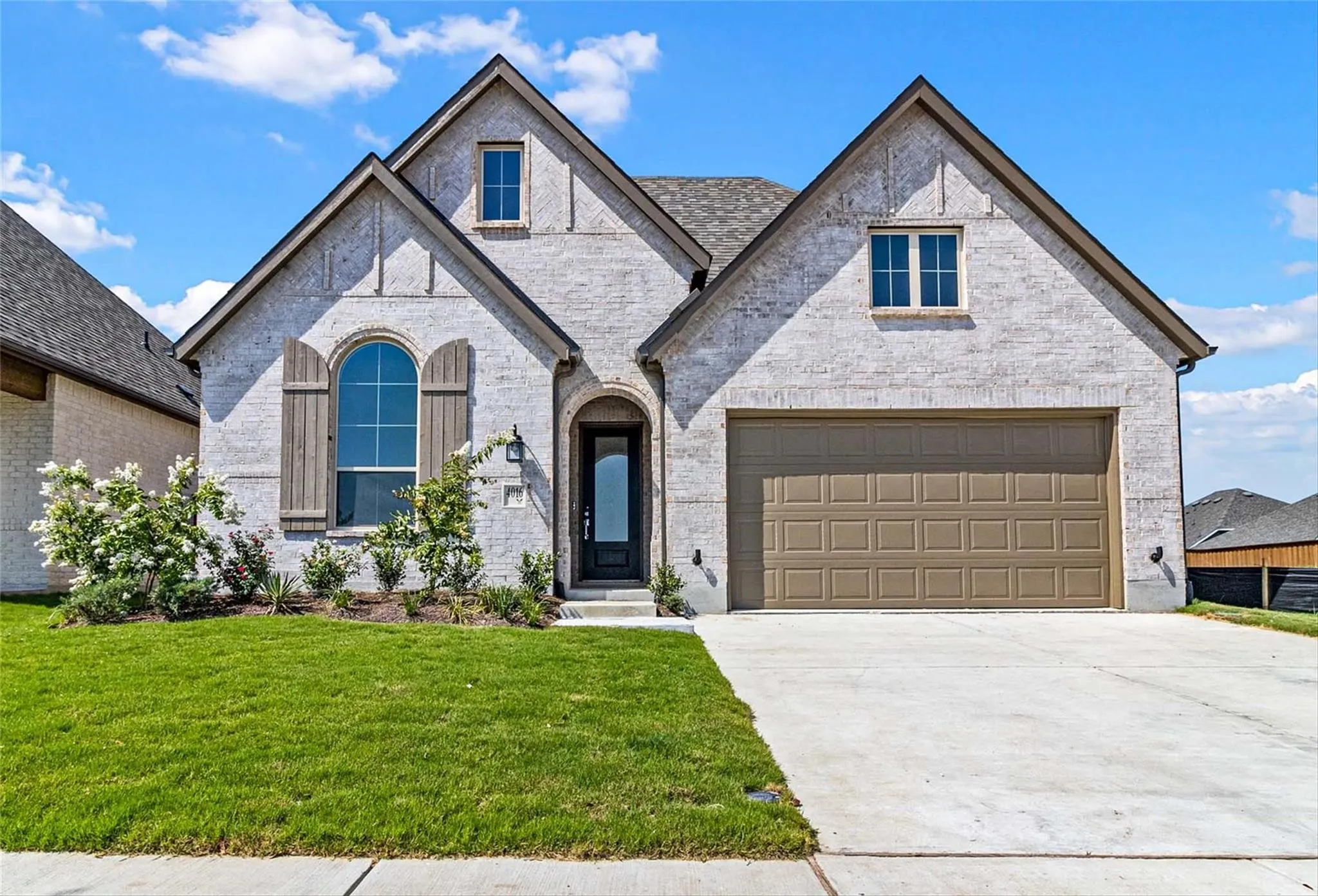Single Family Residence For Sale in Rockwall County , 4016 Grotto Drive, Royse City, Texas 75189, 4 Bedroom, 3 Bathroom, 2 Garage spaces, 2,128 Sqft, built in 2023, mls#21340521, Real Estate Agent in Royse City, Homes For Sale in Rockwall county, Homes For Sale in Royse City, Realtor in Royse City Texas, Real Estate Brokerage Independent Realty Texas, Luminita Cordes Realtor