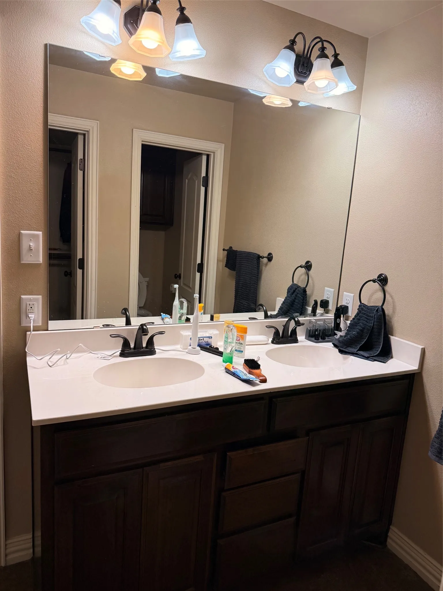 Duplex For Sale in Taylor County , 3844 Carrera Lane, Abilene, Texas 79602, 6 Bedroom, 4 Bathroom, 2 Garage spaces, 0 Sqft, built in 2013, mls#21346227, Real Estate Agent in Abilene, Homes For Sale in Taylor county, Homes For Sale in Abilene, Realtor in Abilene Texas, Real Estate Brokerage Independent Realty Texas, Luminita Cordes Realtor