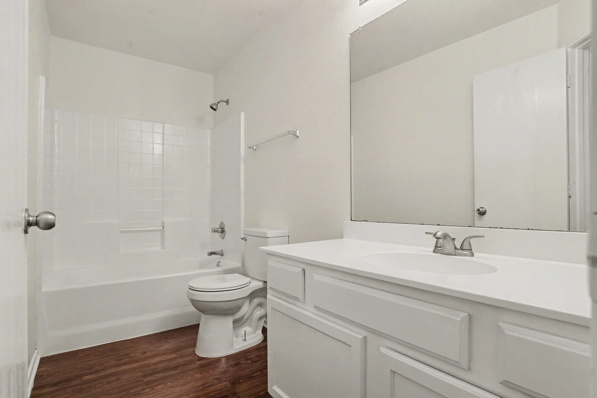 Single Family Residence For Sale in Kaufman County , 115 Windsor, Forney, Texas 75126, 3 Bedroom, 2 Bathroom, 2 Garage spaces, 1,420 Sqft, built in 2007, mls#21344273, Real Estate Agent in Forney, Homes For Sale in Kaufman county, Homes For Sale in Forney, Realtor in Forney Texas, Real Estate Brokerage Independent Realty Texas, Luminita Cordes Realtor