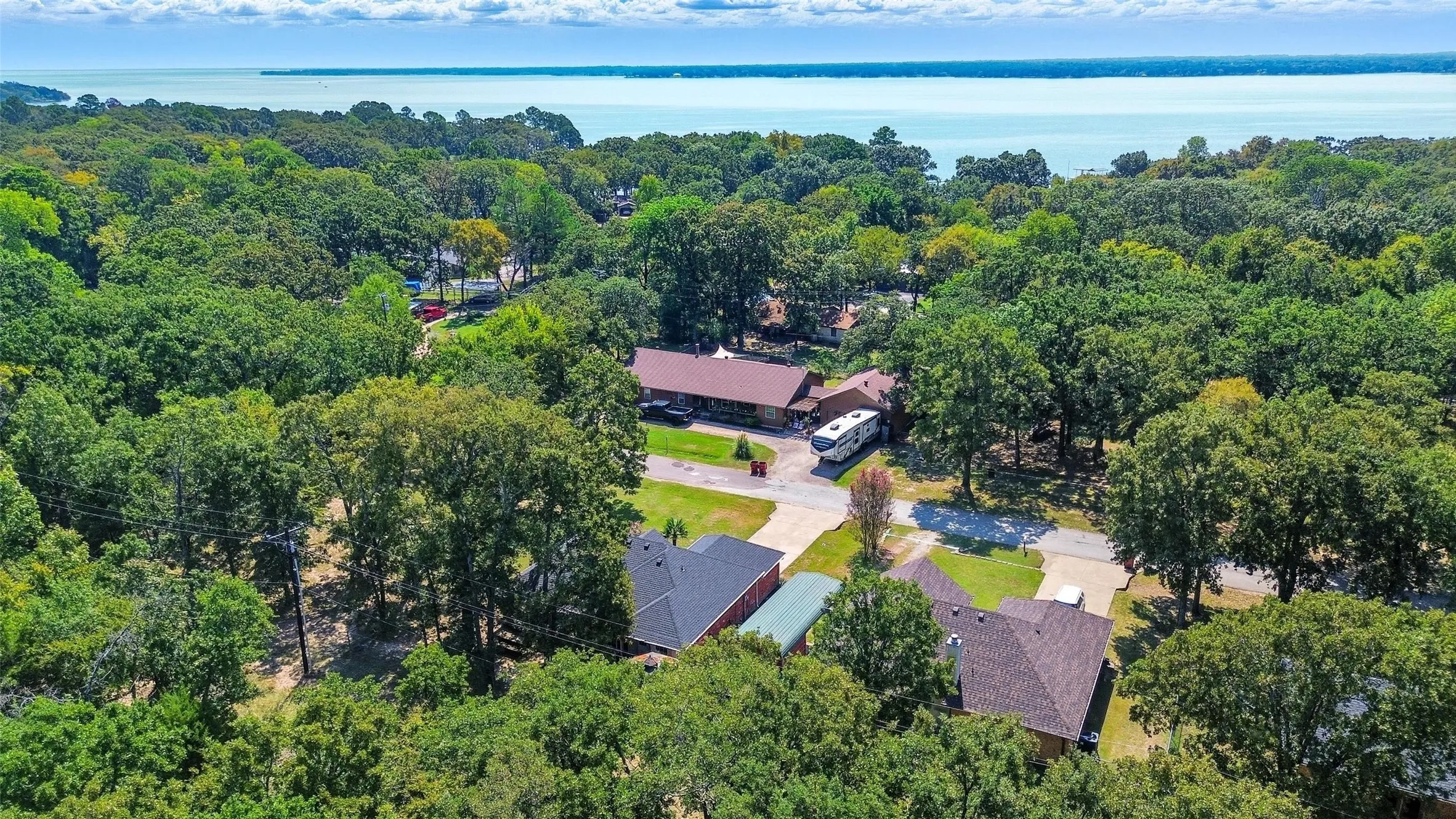Aerial view shows how close Lake Tawakoni is in the community
