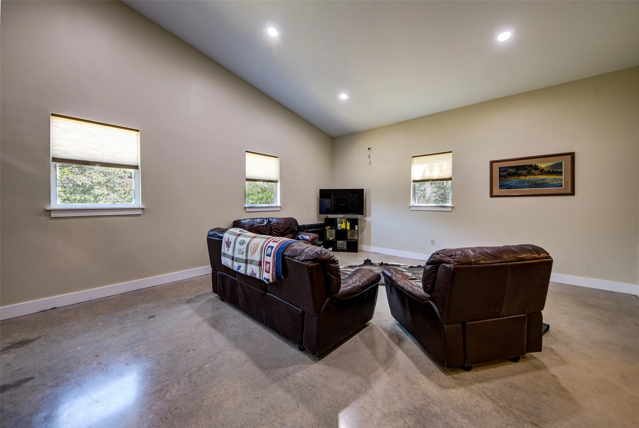 Farm For Sale in Wise County , 344 County Road 1660, Chico, Texas 76431, 4 Bedroom, 4 Bathroom, 6 Garage spaces, 3,648 Sqft, built in 2022, mls#21346317, Real Estate Agent in Chico, Homes For Sale in Wise county, Homes For Sale in Chico, Realtor in Chico Texas, Real Estate Brokerage Independent Realty Texas, Luminita Cordes Realtor
