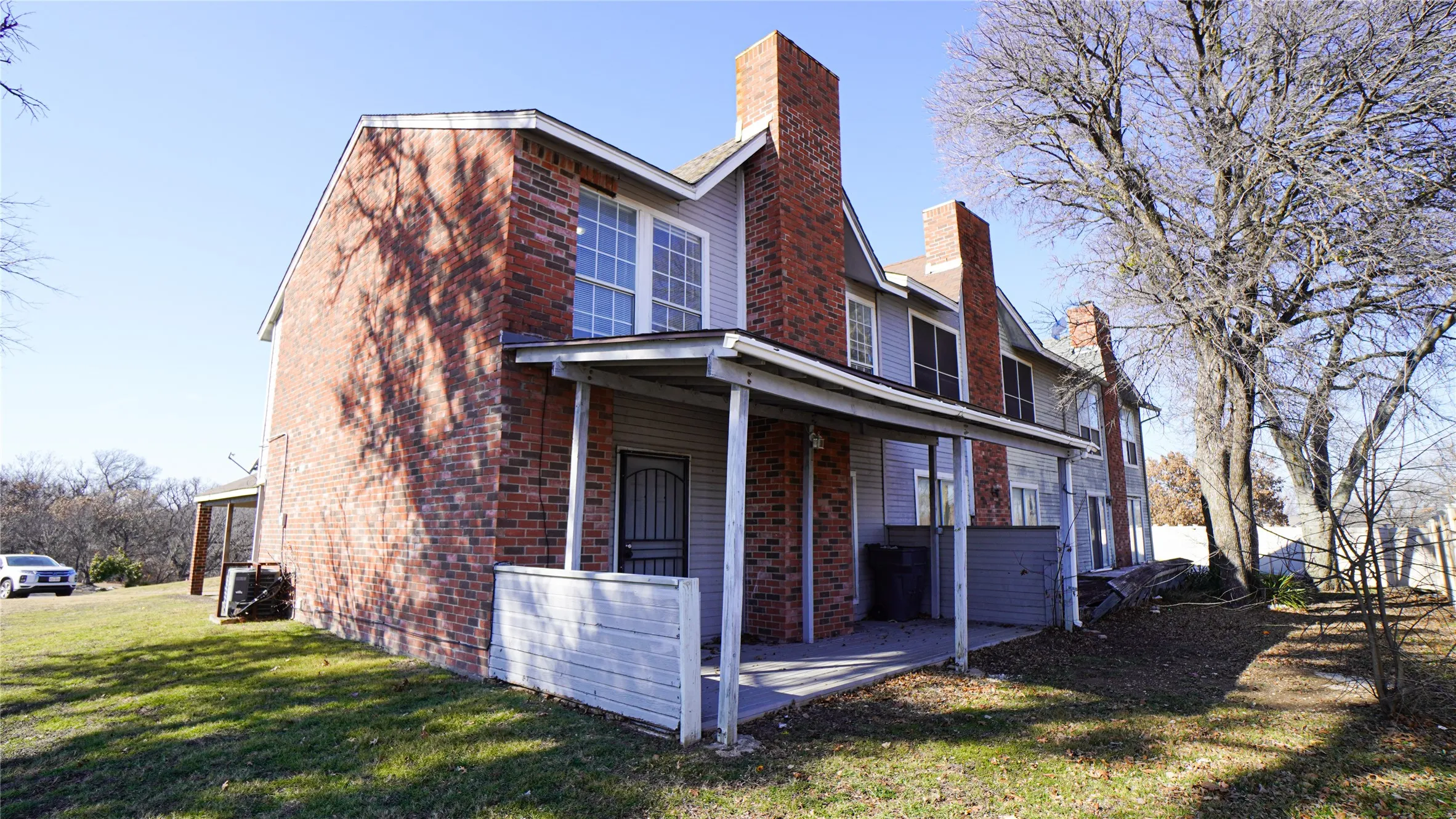 Townhouse For Sale in Dallas County , 1777 Westerham Drive, Dallas, Texas 75232, 3 Bedroom, 3 Bathroom, Garage spaces, 1,301 Sqft, built in 1985, mls#21344425, Real Estate Agent in Dallas, Homes For Sale in Dallas county, Homes For Sale in Dallas, Realtor in Dallas Texas, Real Estate Brokerage Independent Realty Texas, Luminita Cordes Realtor