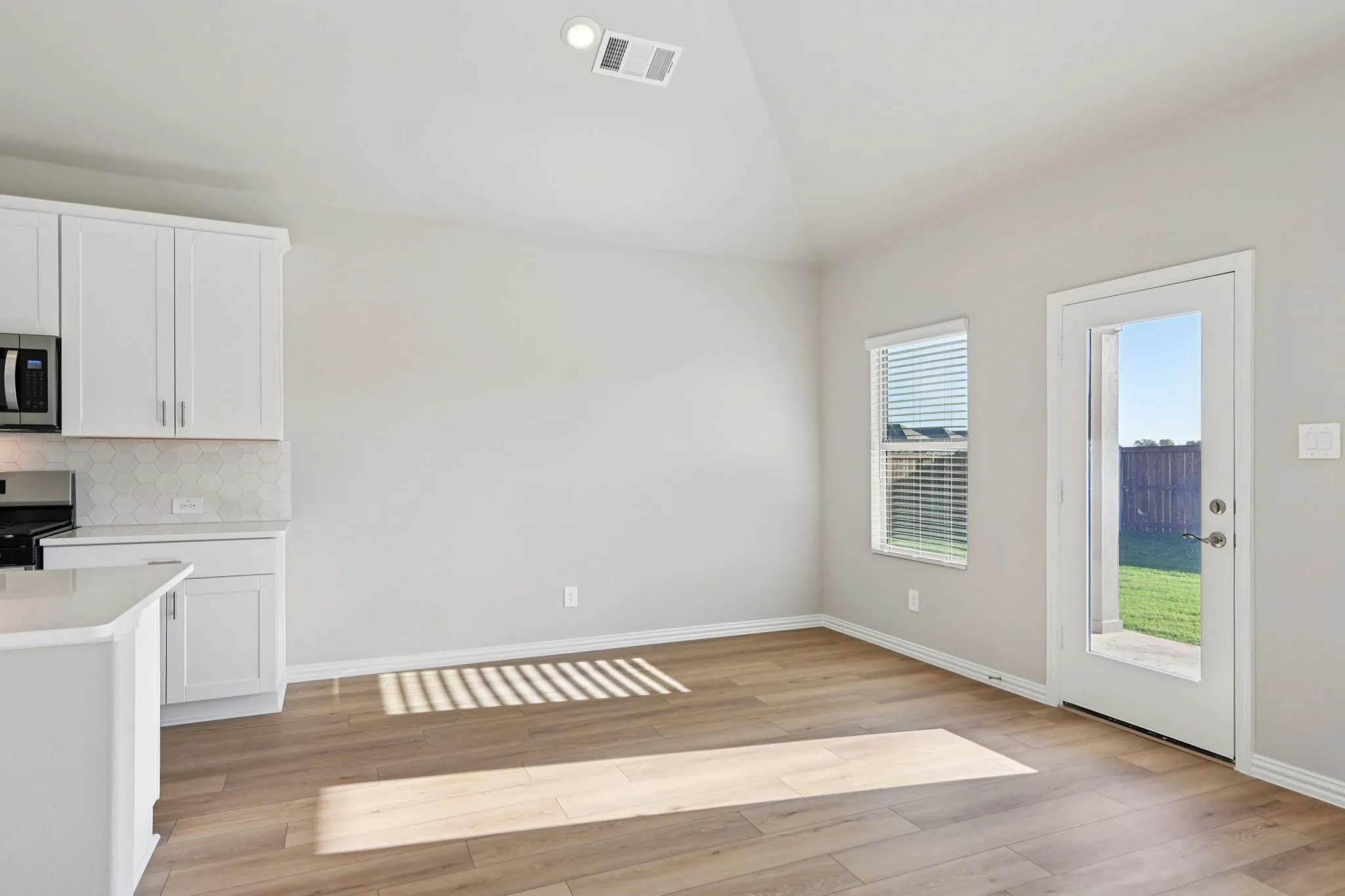 Photo is not of the actual home, but is an inspirational photo of builder’s model home and may depict options, furnishings, and/or decorator features that are not included.