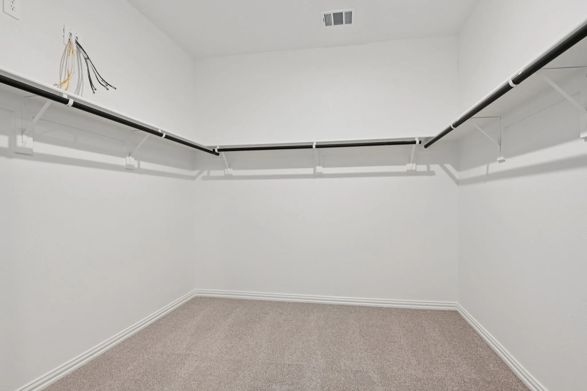 Photo is not of the actual home, but is an inspirational photo of builder’s model home and may depict options, furnishings, and/or decorator features that are not included.