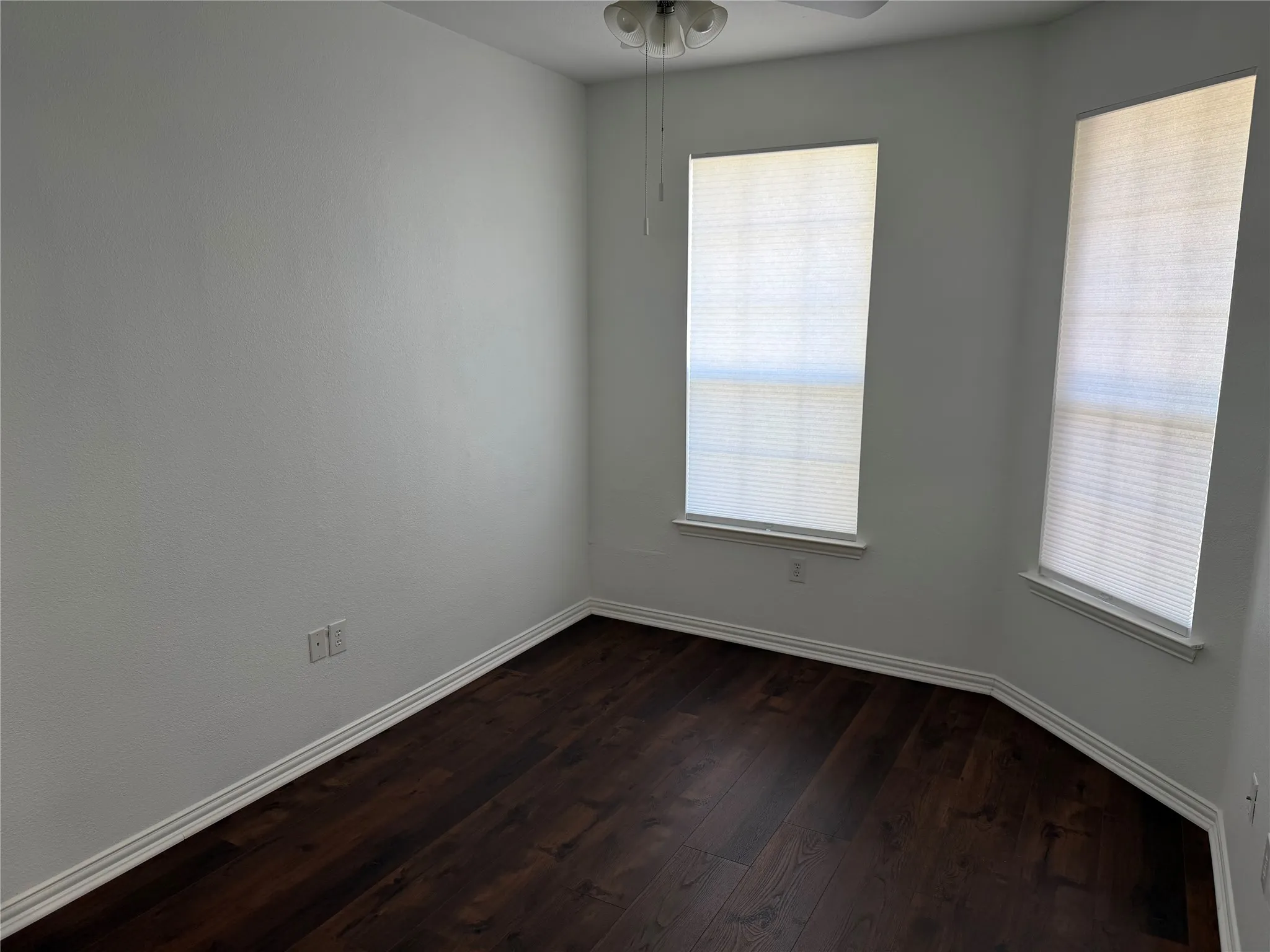 Office/secondary living area.
