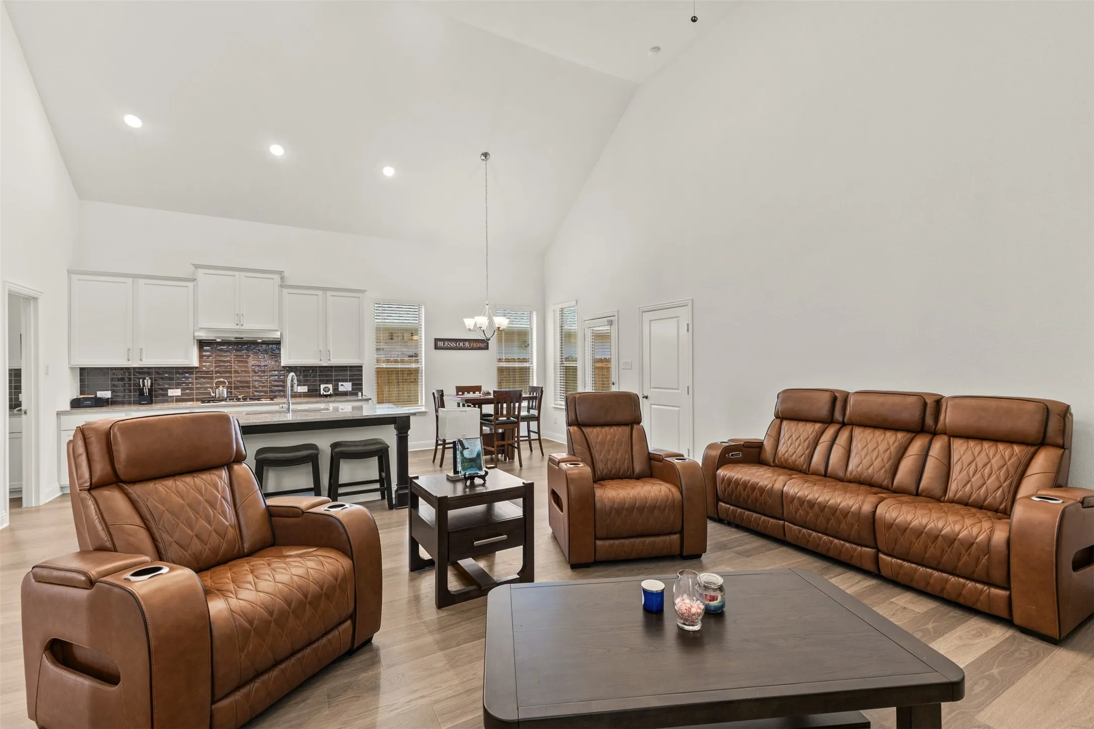 Single Family Residence For Sale in Rockwall County , 2837 Fargo Mews, Fate, Texas 75087, 3 Bedroom, 3 Bathroom, 2 Garage spaces, 2,289 Sqft, built in 2025, mls#21347087, Real Estate Agent in Fate, Homes For Sale in Rockwall county, Homes For Sale in Fate, Realtor in Fate Texas, Real Estate Brokerage Independent Realty Texas, Luminita Cordes Realtor