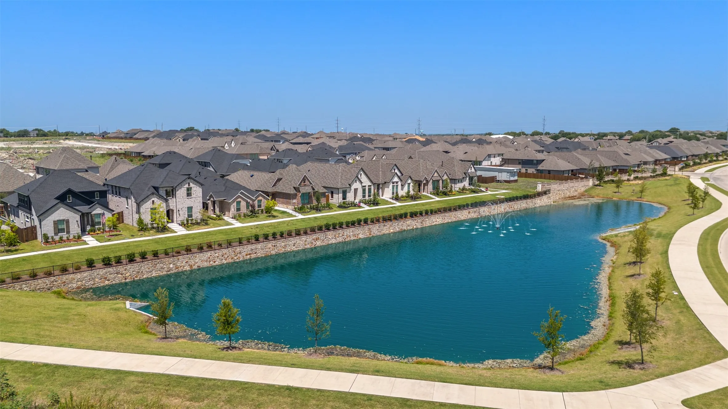 Single Family Residence For Sale in Rockwall County , 2837 Fargo Mews, Fate, Texas 75087, 3 Bedroom, 3 Bathroom, 2 Garage spaces, 2,289 Sqft, built in 2025, mls#21347087, Real Estate Agent in Fate, Homes For Sale in Rockwall county, Homes For Sale in Fate, Realtor in Fate Texas, Real Estate Brokerage Independent Realty Texas, Luminita Cordes Realtor